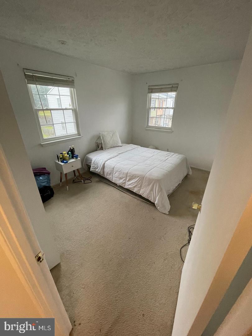 HARFORD SQUARE - Residential