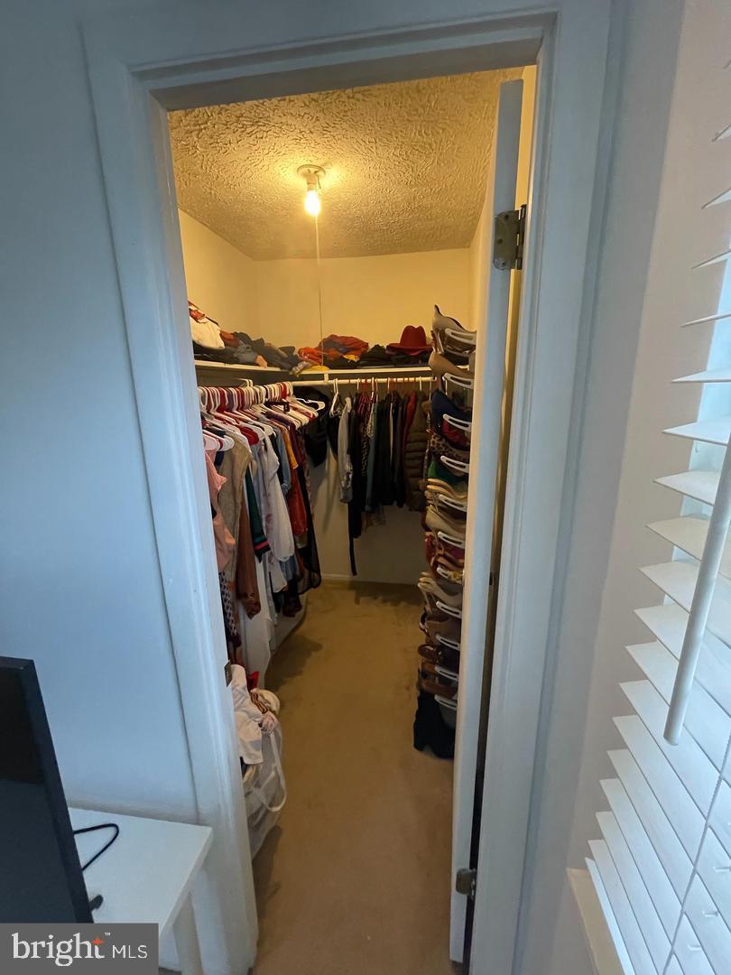 HARFORD SQUARE - Residential