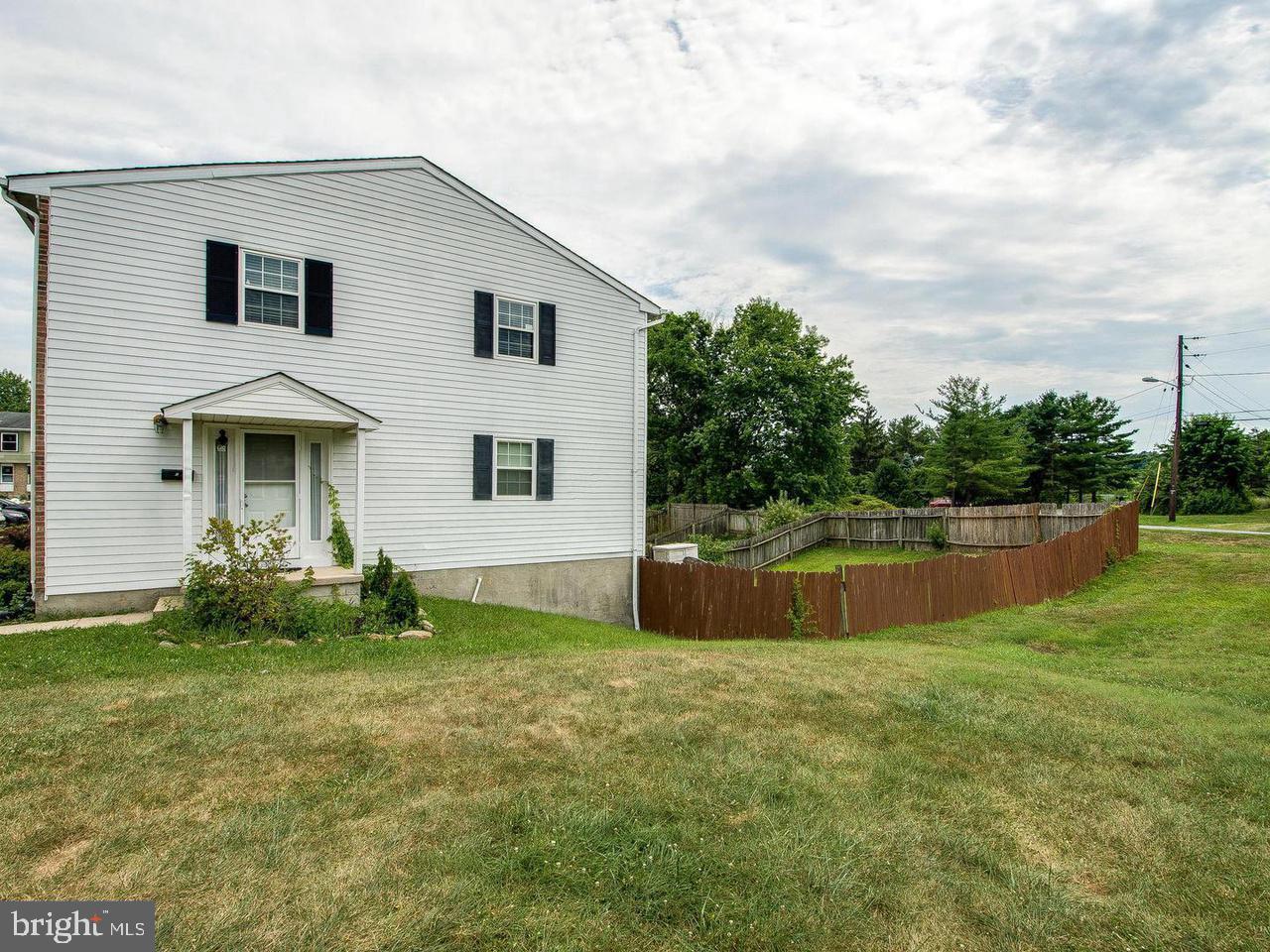 HARFORD SQUARE - Residential