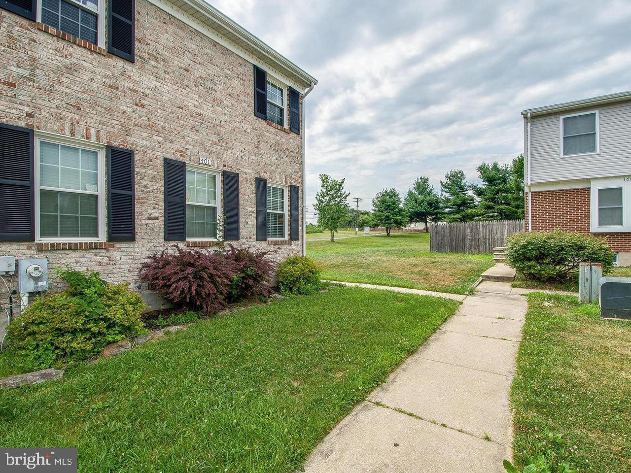 HARFORD SQUARE - Residential