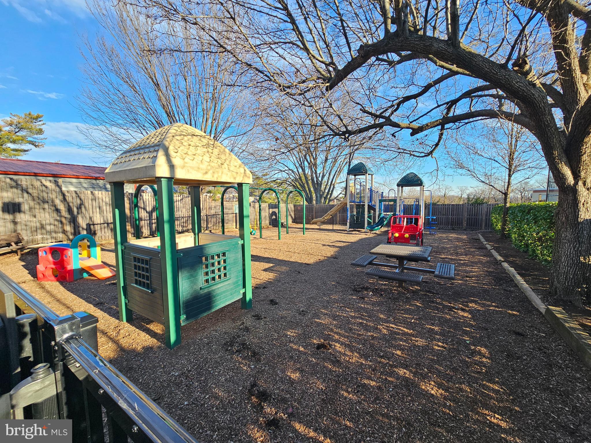 FAIRLINGTON VILLAGES - Residential