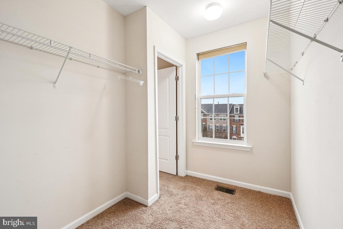 ARORA HILLS - Residential