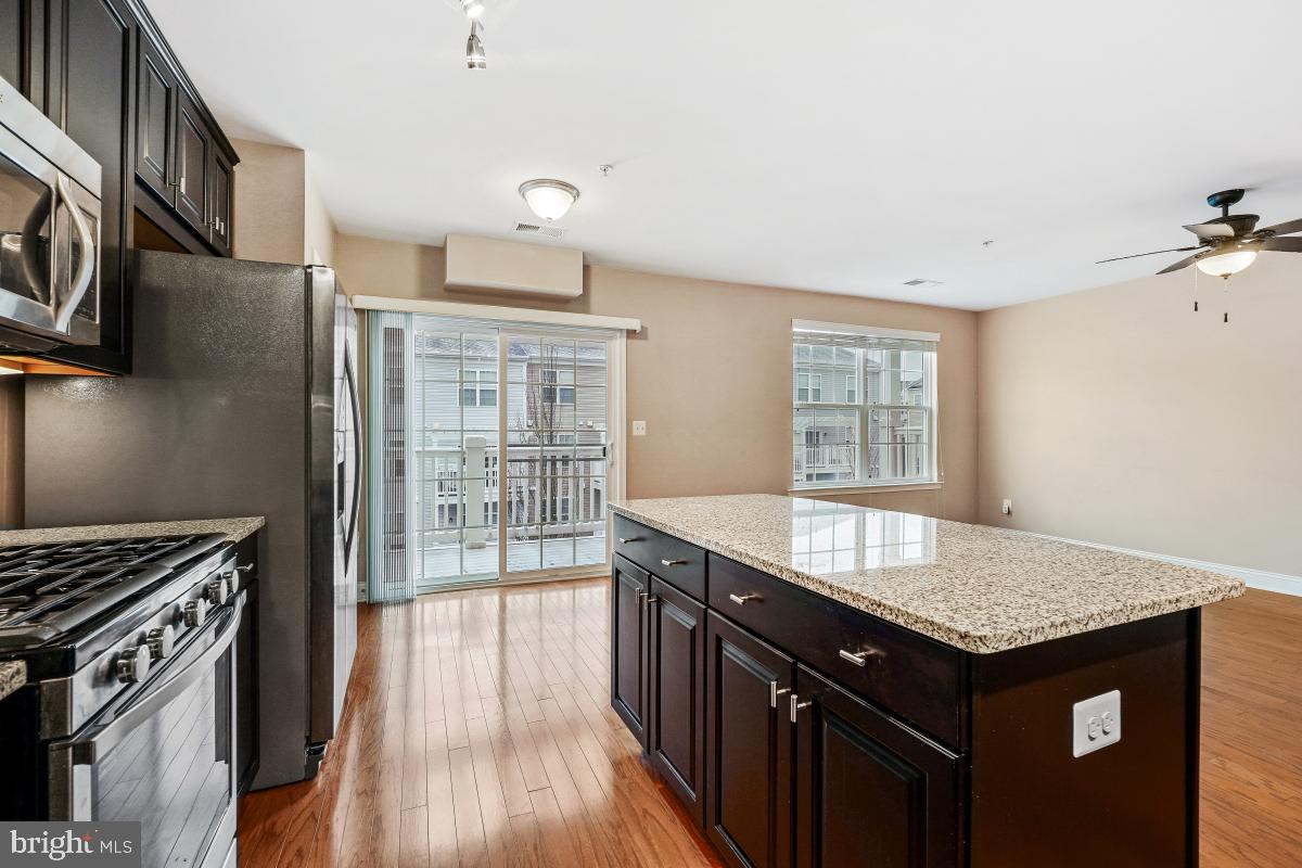 ARORA HILLS - Residential