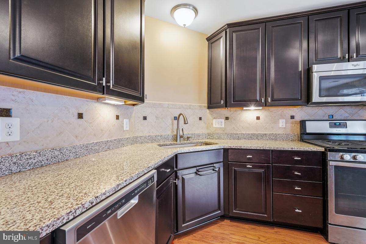 ARORA HILLS - Residential