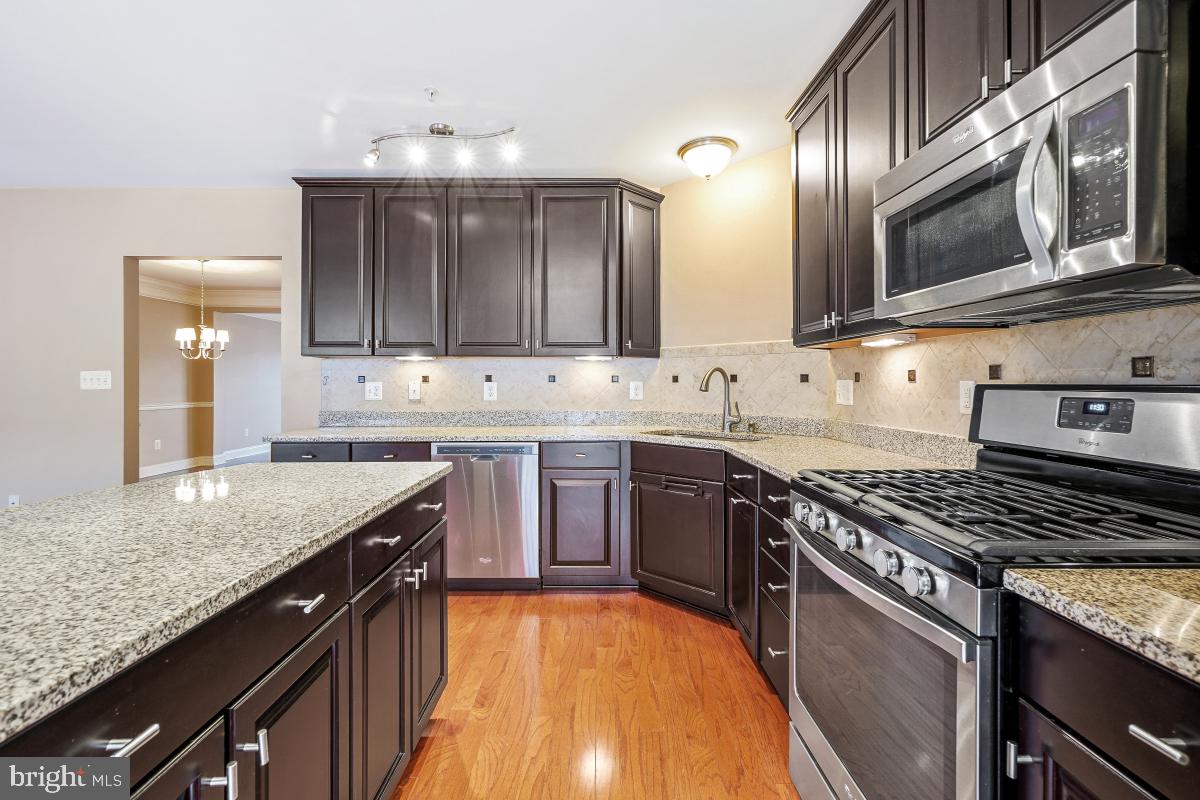 ARORA HILLS - Residential