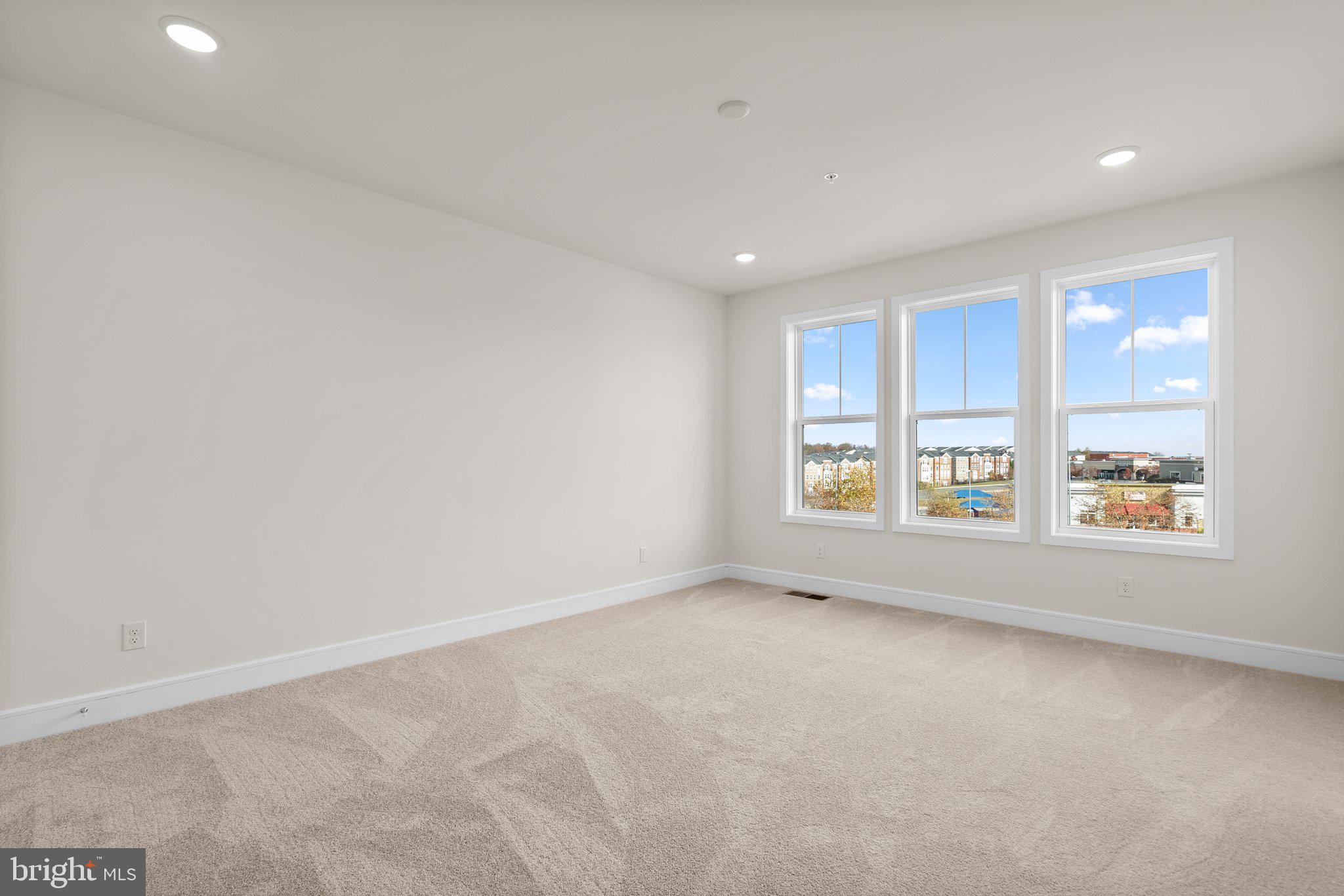 GOOSE CREEK VILLAGE - Residential