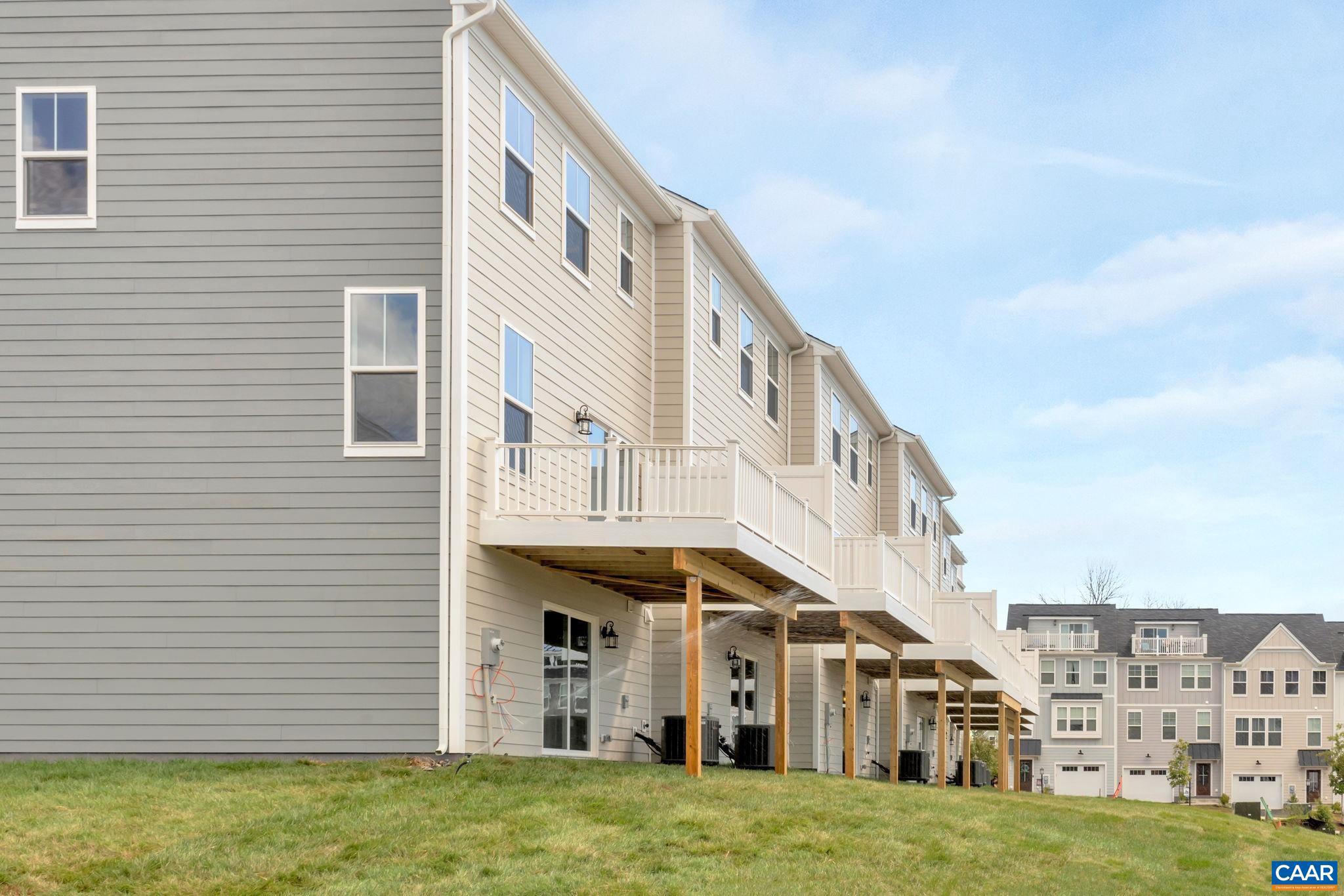 PLEASANT GREEN - Residential