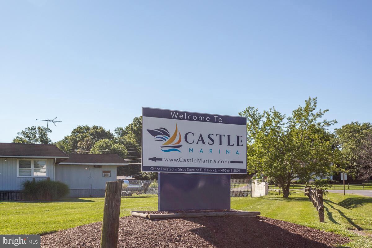 QUEENS LANDING - Residential Lease