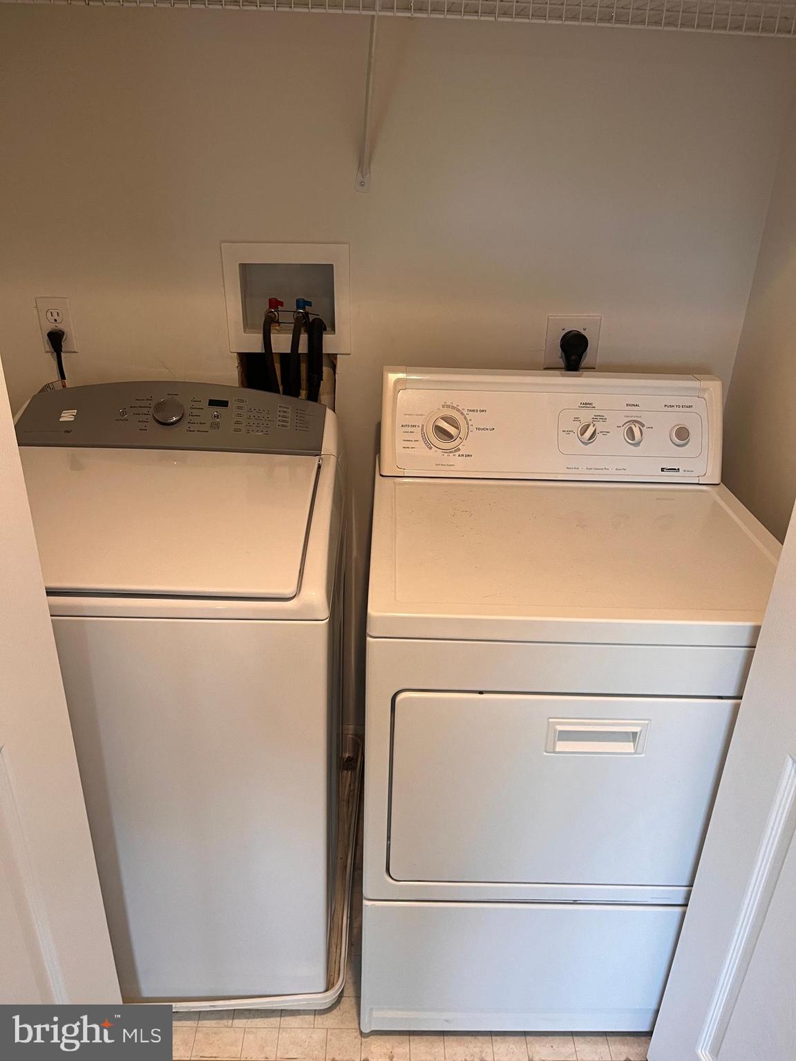 QUEENS LANDING - Residential Lease