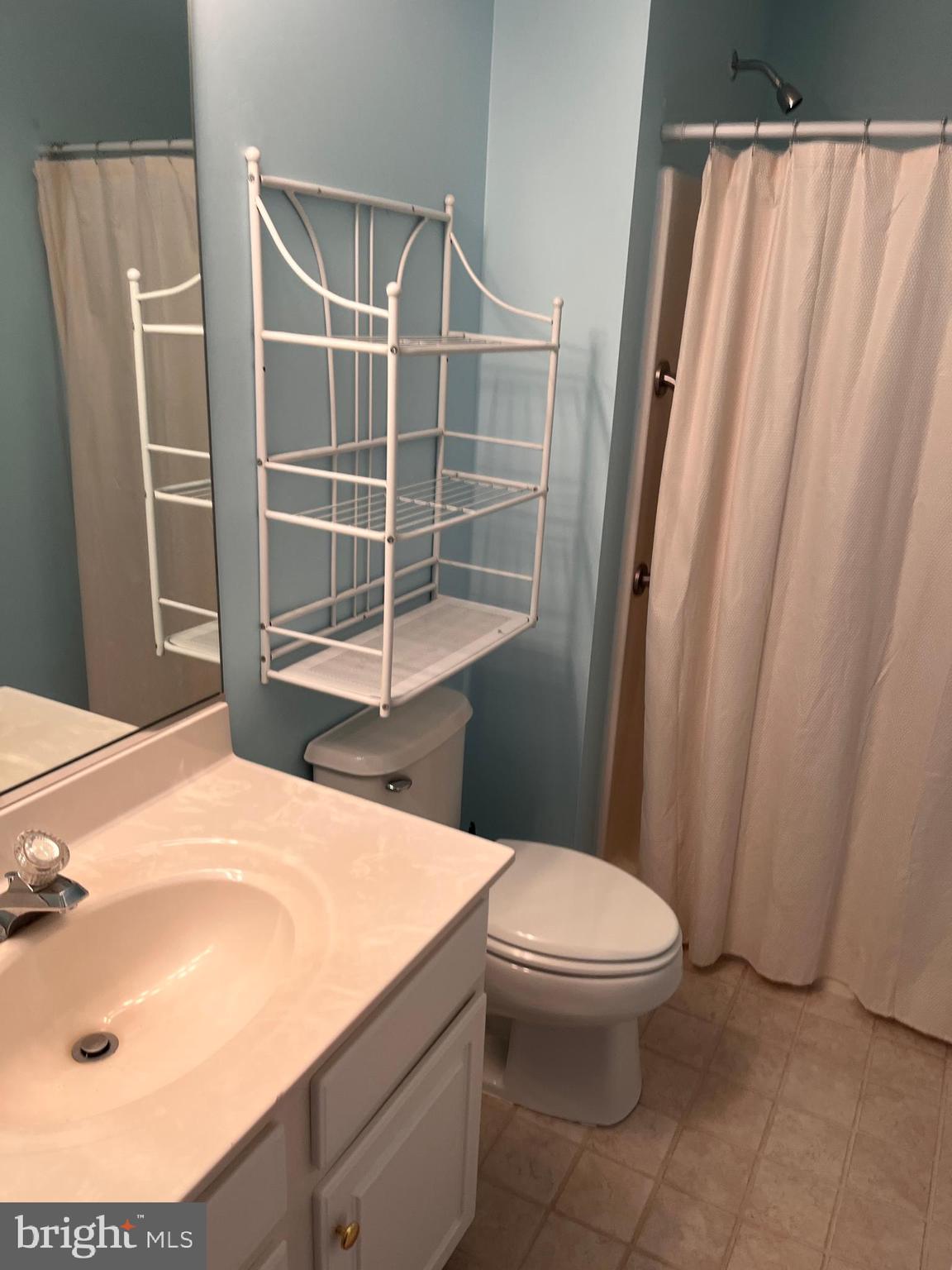 QUEENS LANDING - Residential Lease