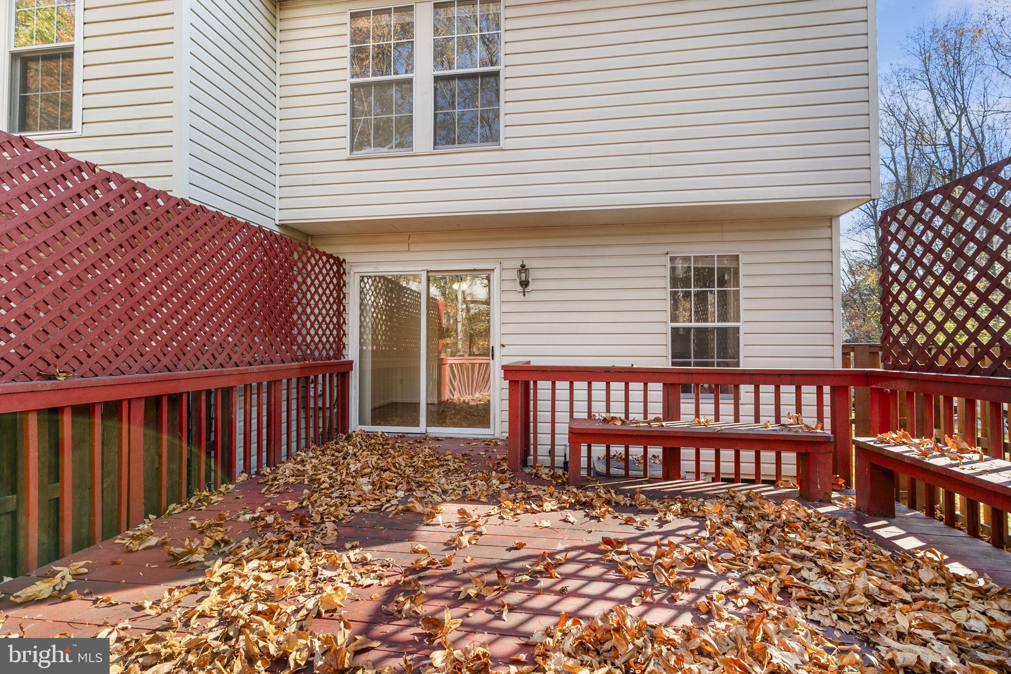 JAMES CREEK - Residential