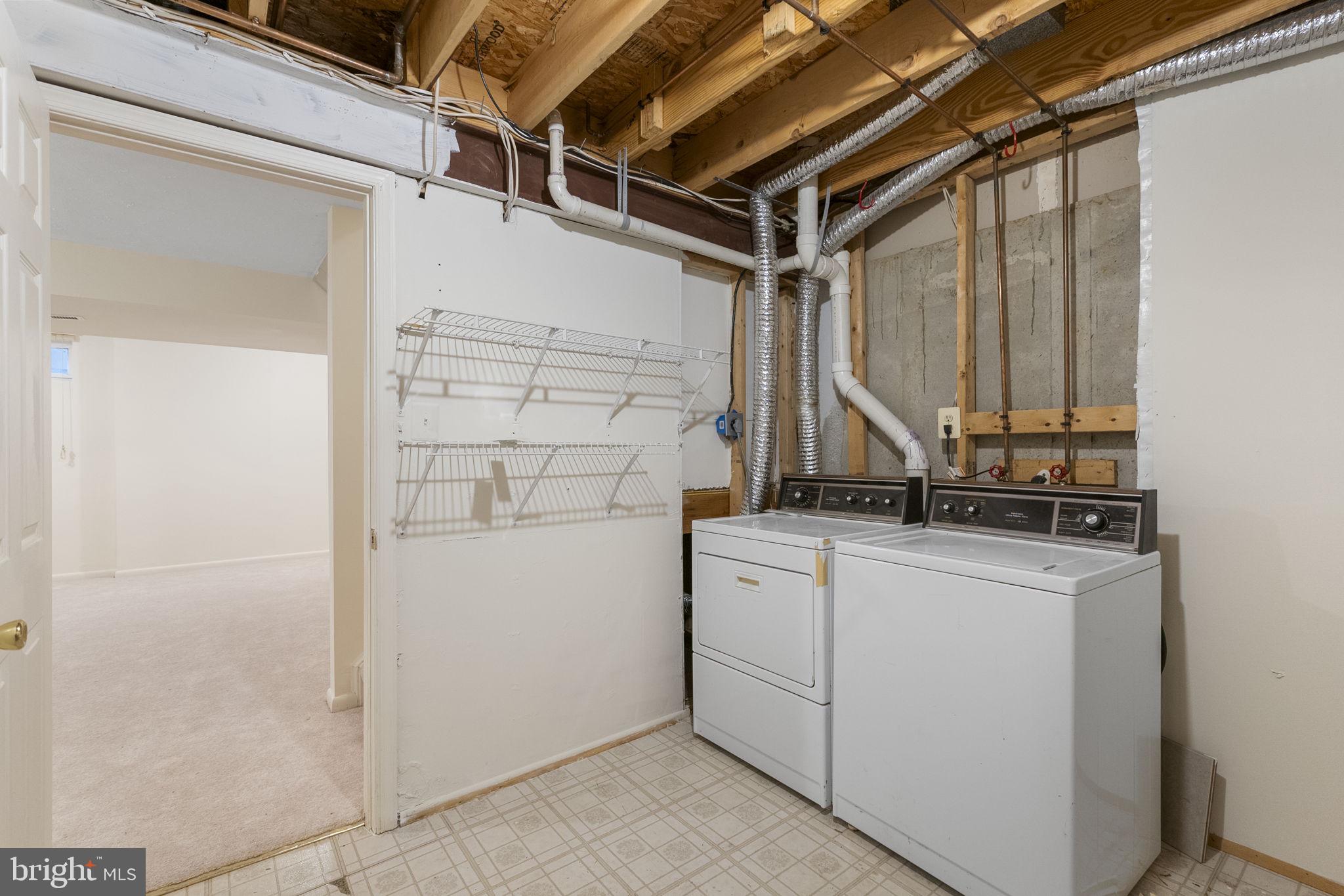 JAMES CREEK - Residential