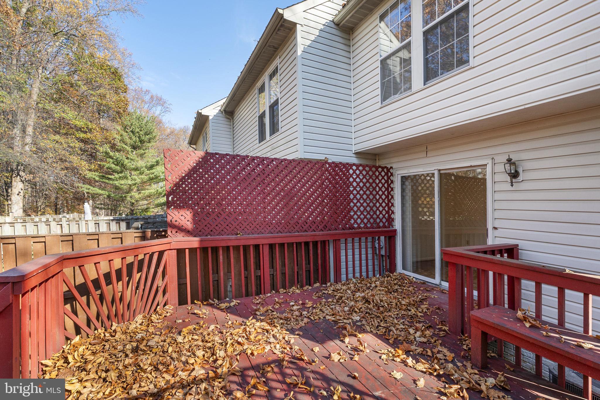 JAMES CREEK - Residential