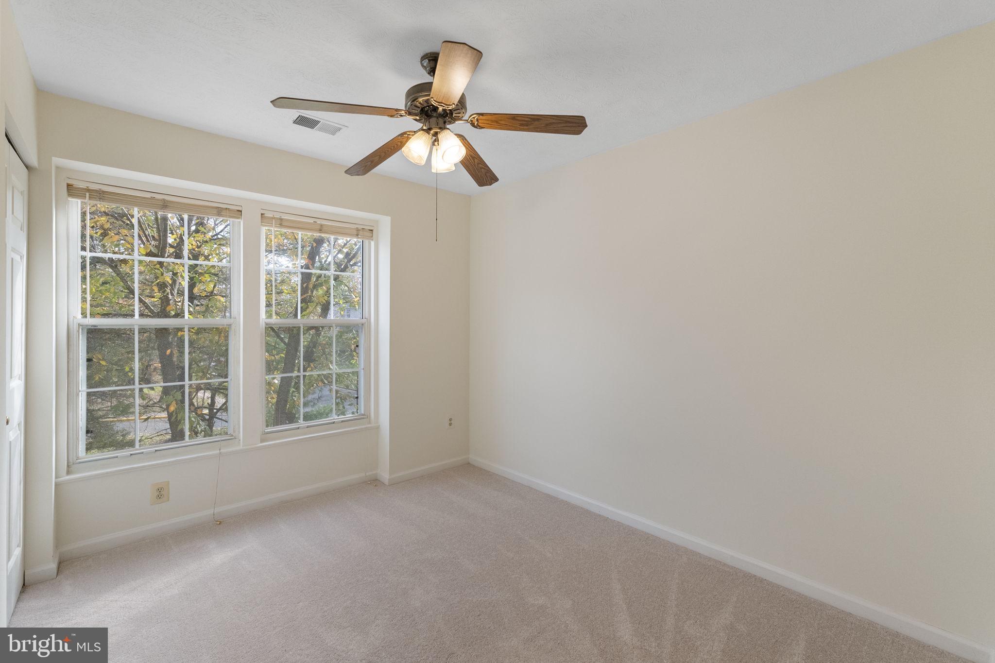 JAMES CREEK - Residential