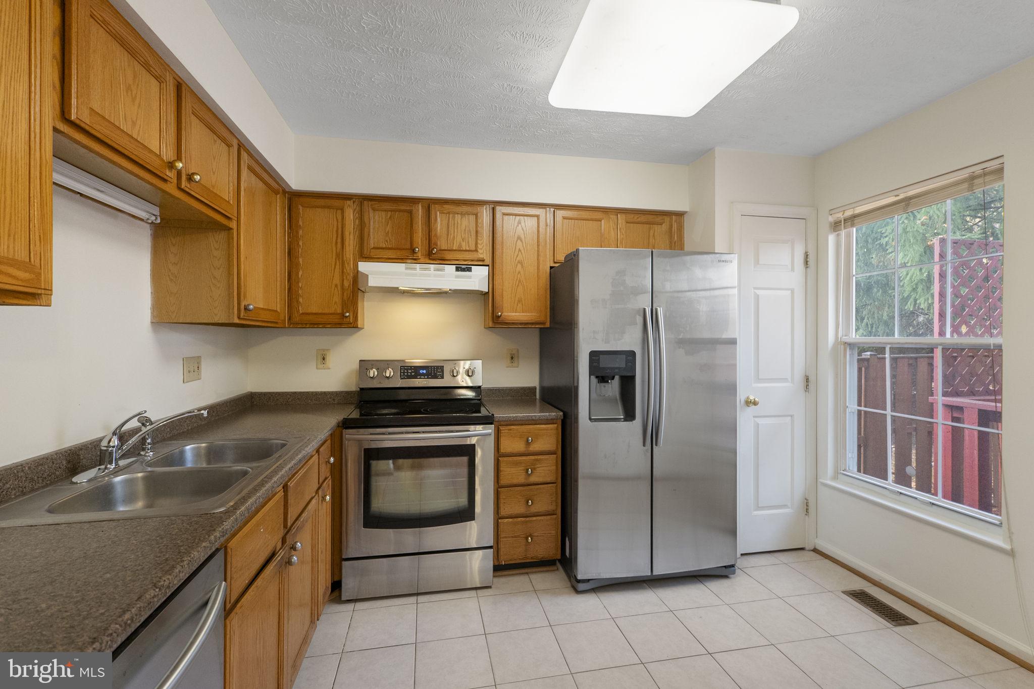 JAMES CREEK - Residential