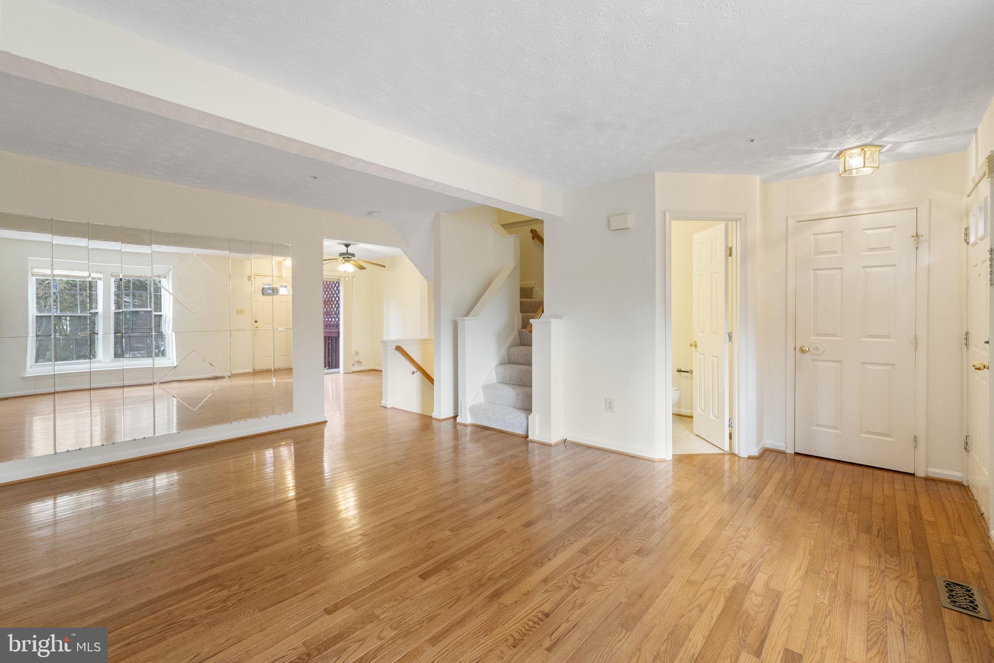 JAMES CREEK - Residential