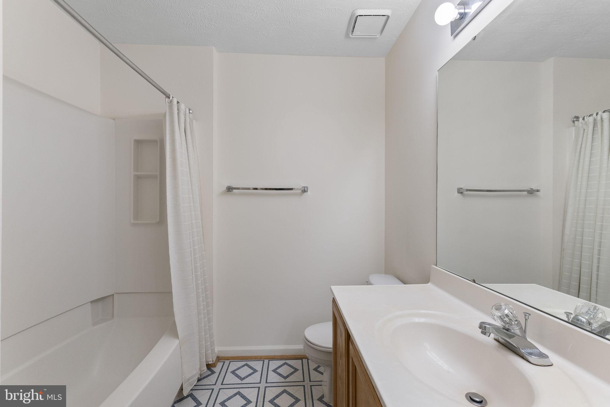 JAMES CREEK - Residential