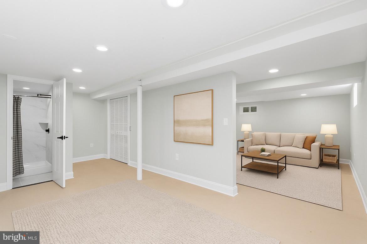 EDNOR GARDENS - LAKESIDE - Residential