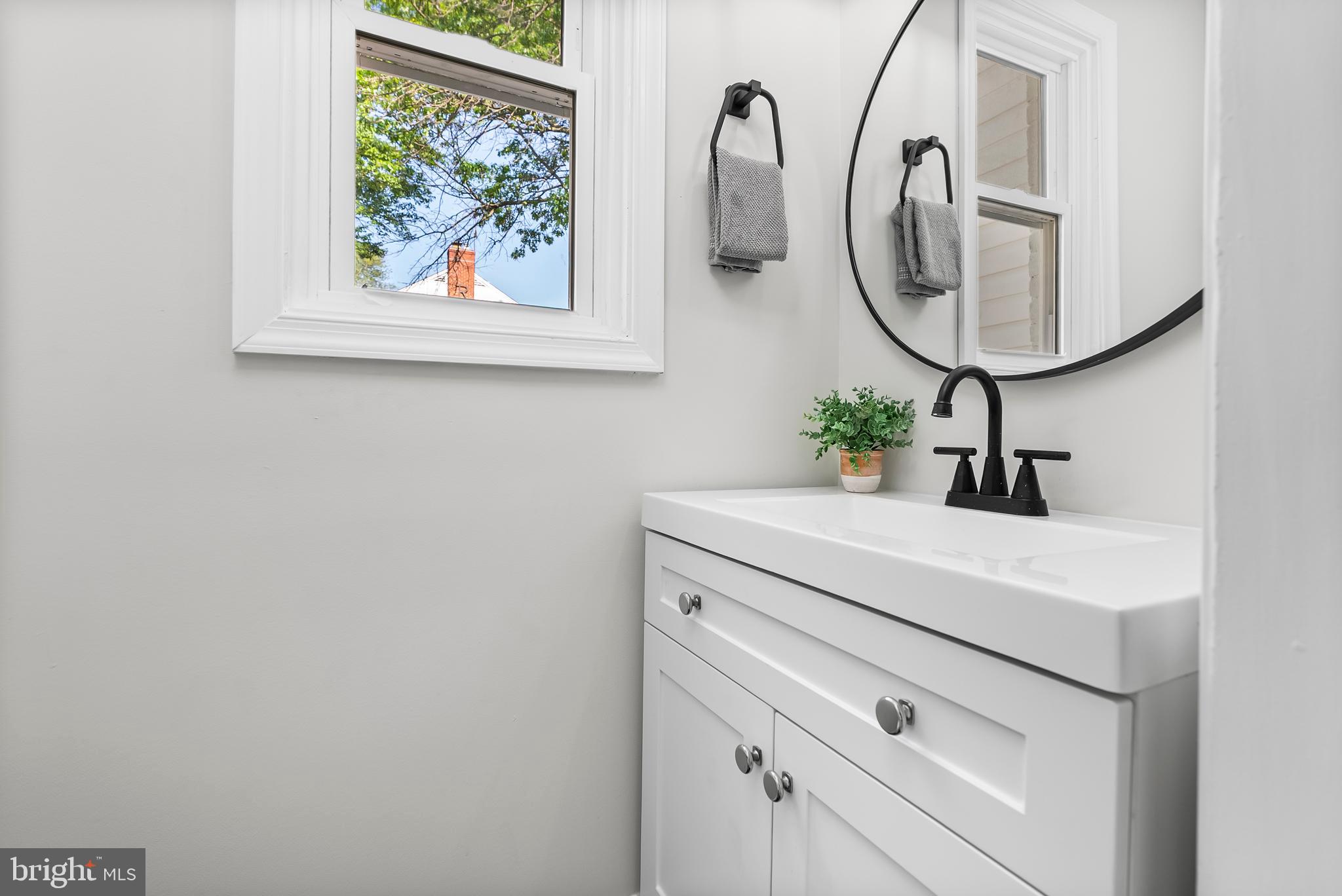 EDNOR GARDENS - LAKESIDE - Residential
