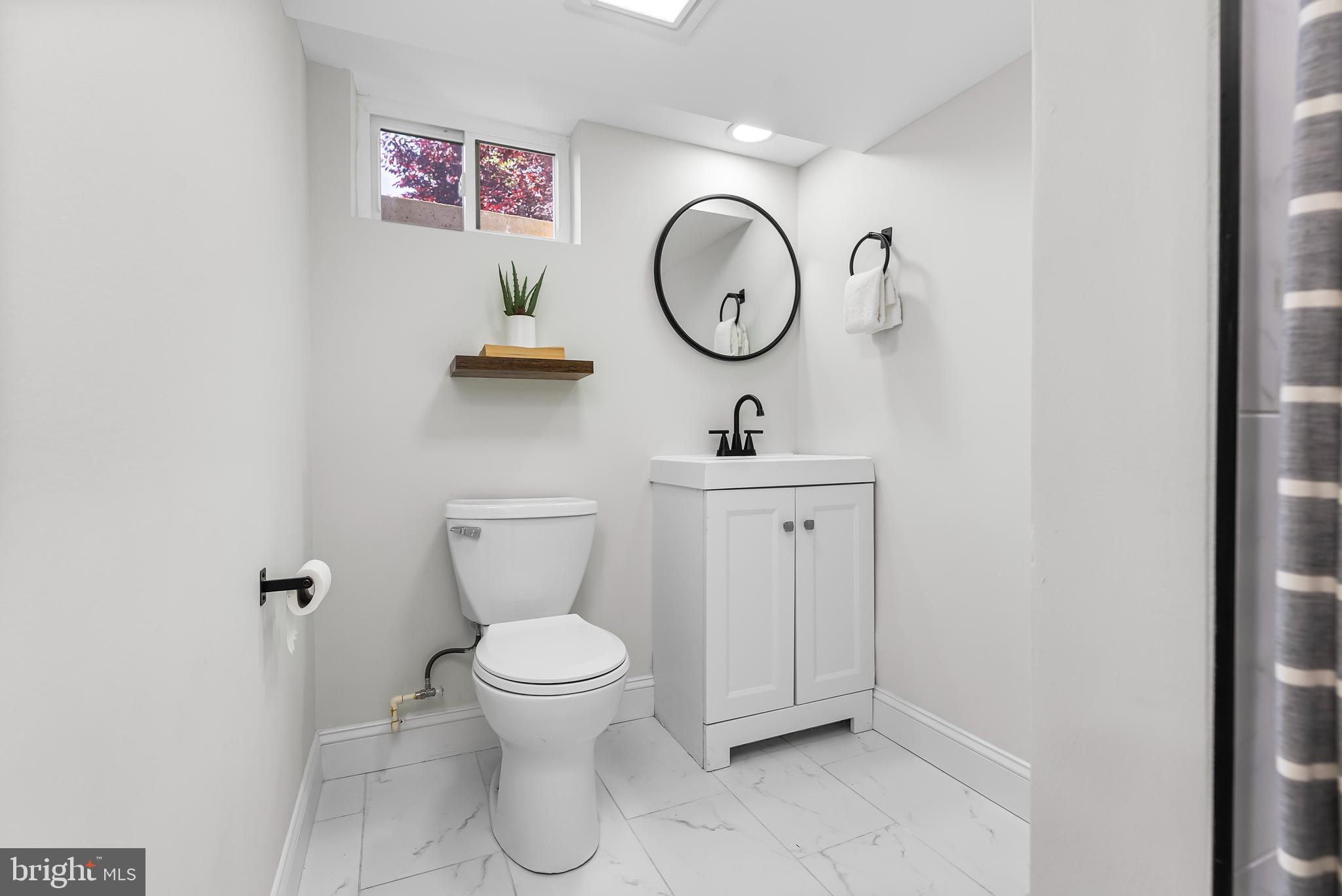 EDNOR GARDENS - LAKESIDE - Residential