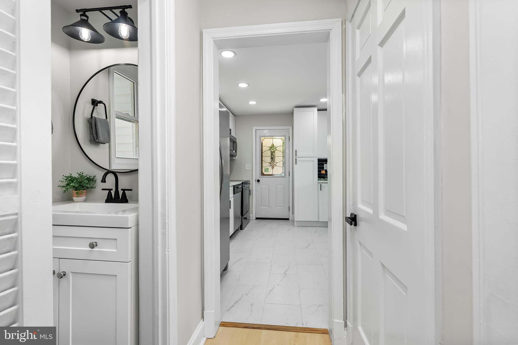 EDNOR GARDENS - LAKESIDE - Residential