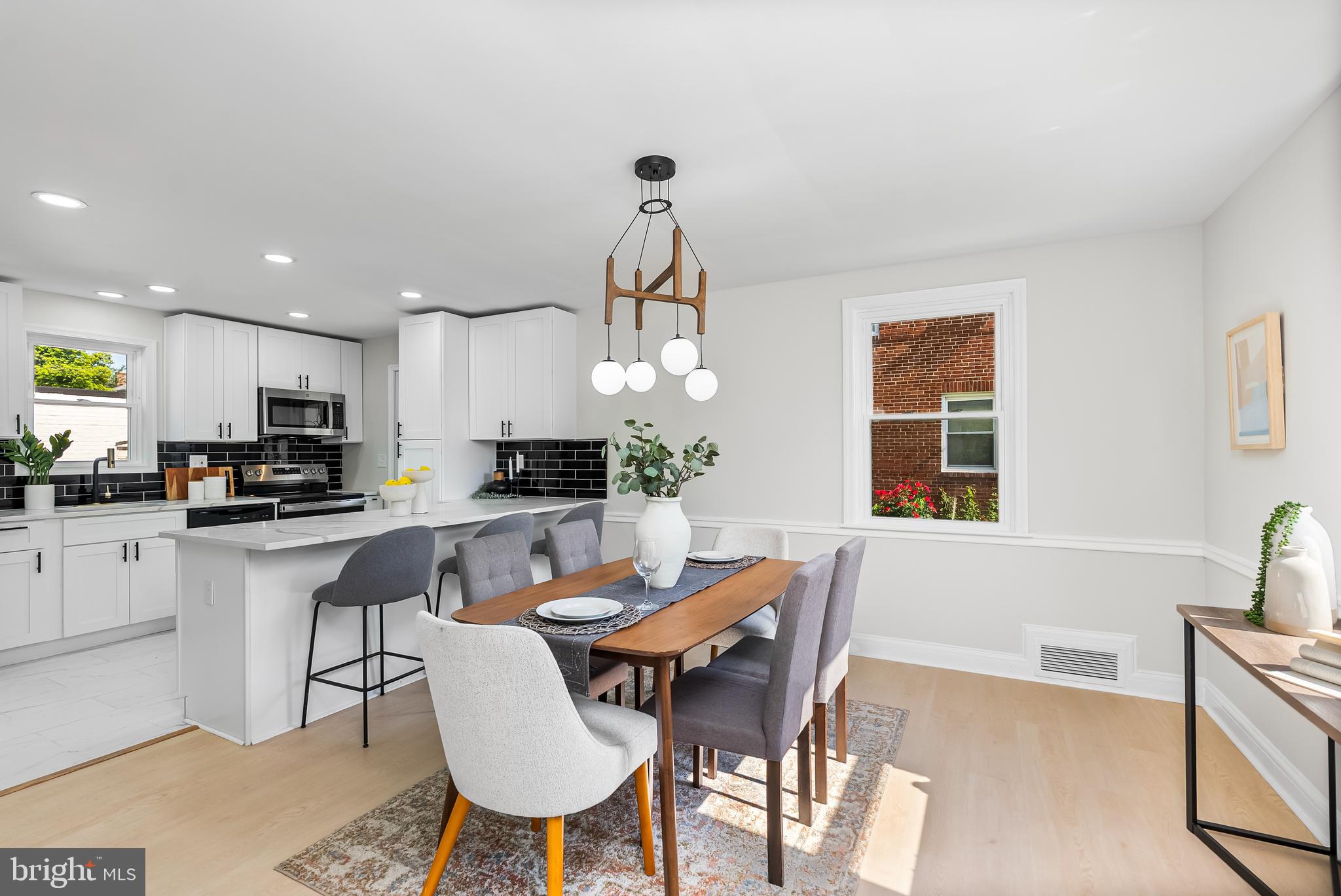 EDNOR GARDENS - LAKESIDE - Residential