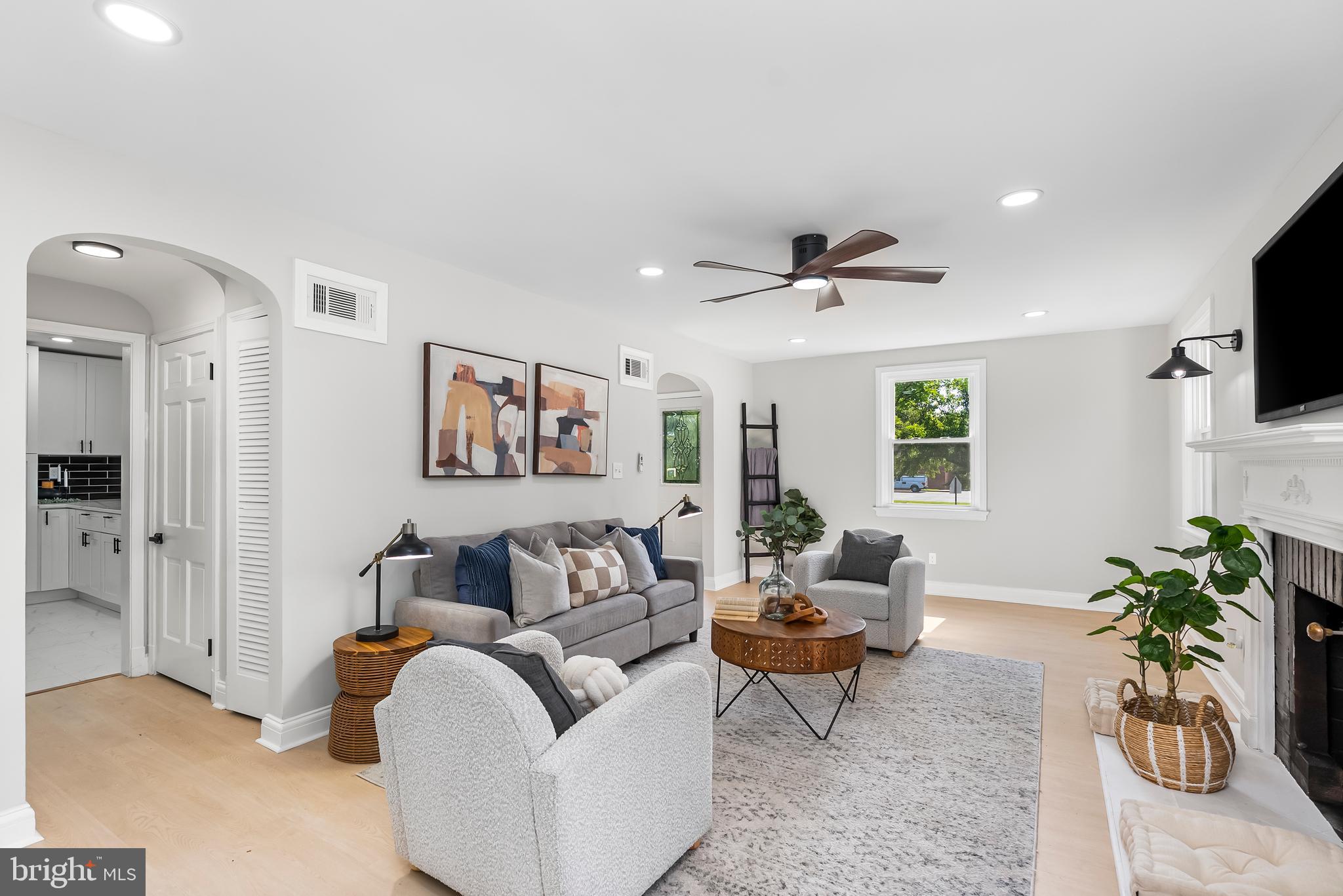 EDNOR GARDENS - LAKESIDE - Residential