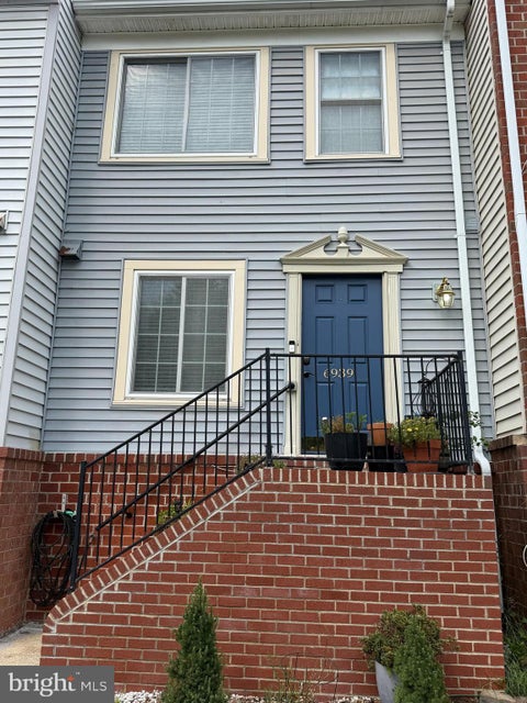 Townhouse For Sale - 6939 Rockfield Road<br/> Baltimore County, WINDSOR MILL, MD 21244