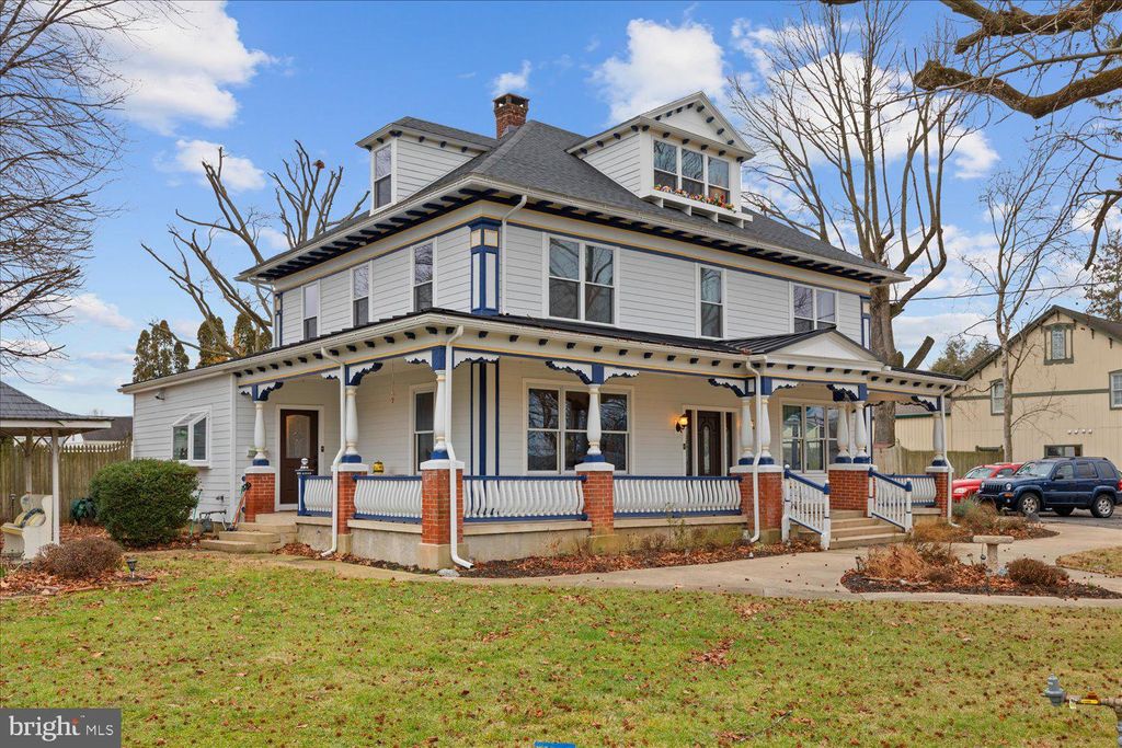 Photo of 214 W Main Street, Leola, PA 17540 (MLS # PALA2046120)