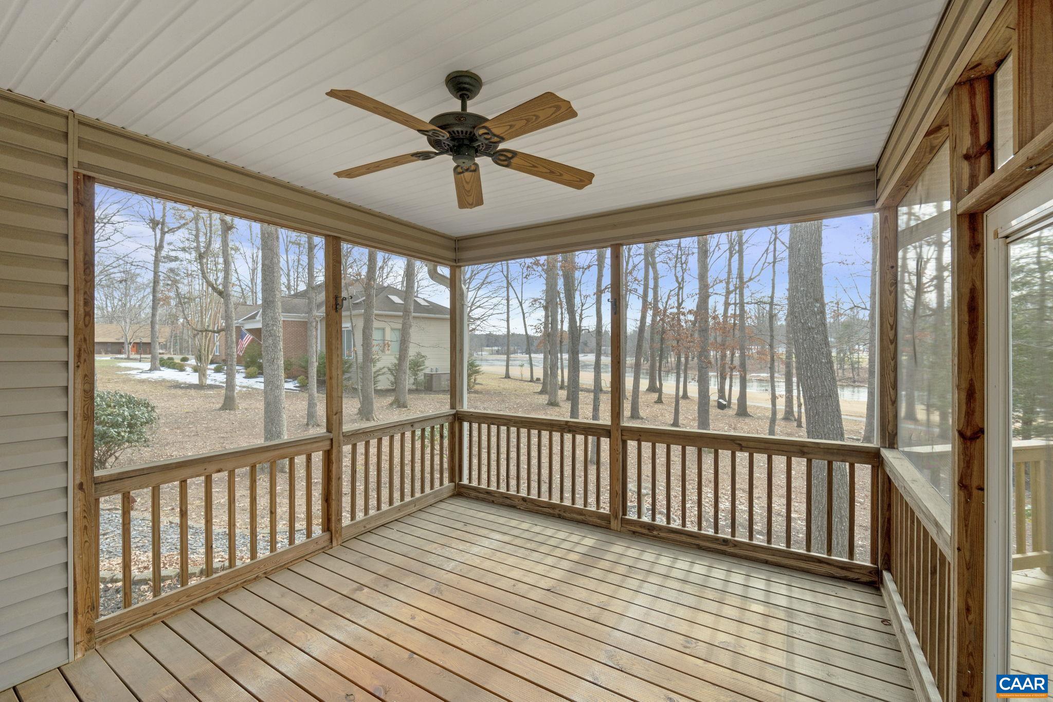 LAKE MONTICELLO - Residential