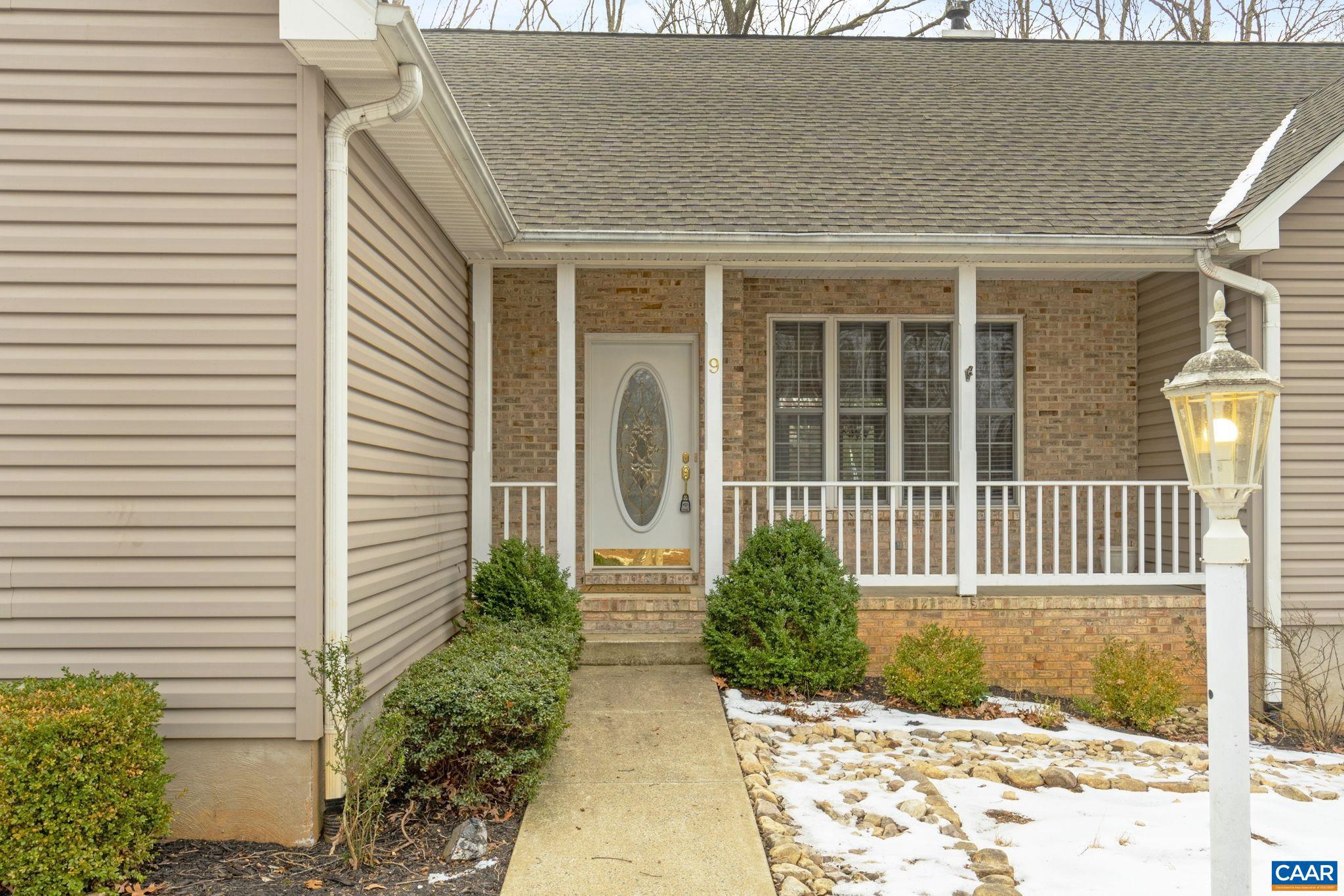 LAKE MONTICELLO - Residential