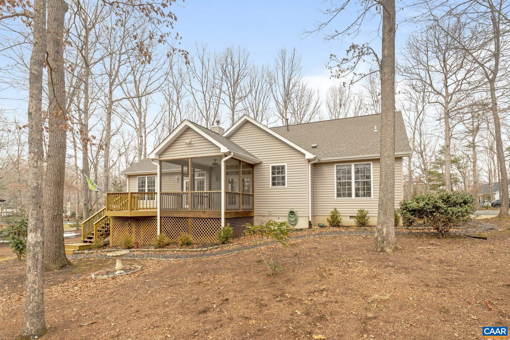 LAKE MONTICELLO - Residential