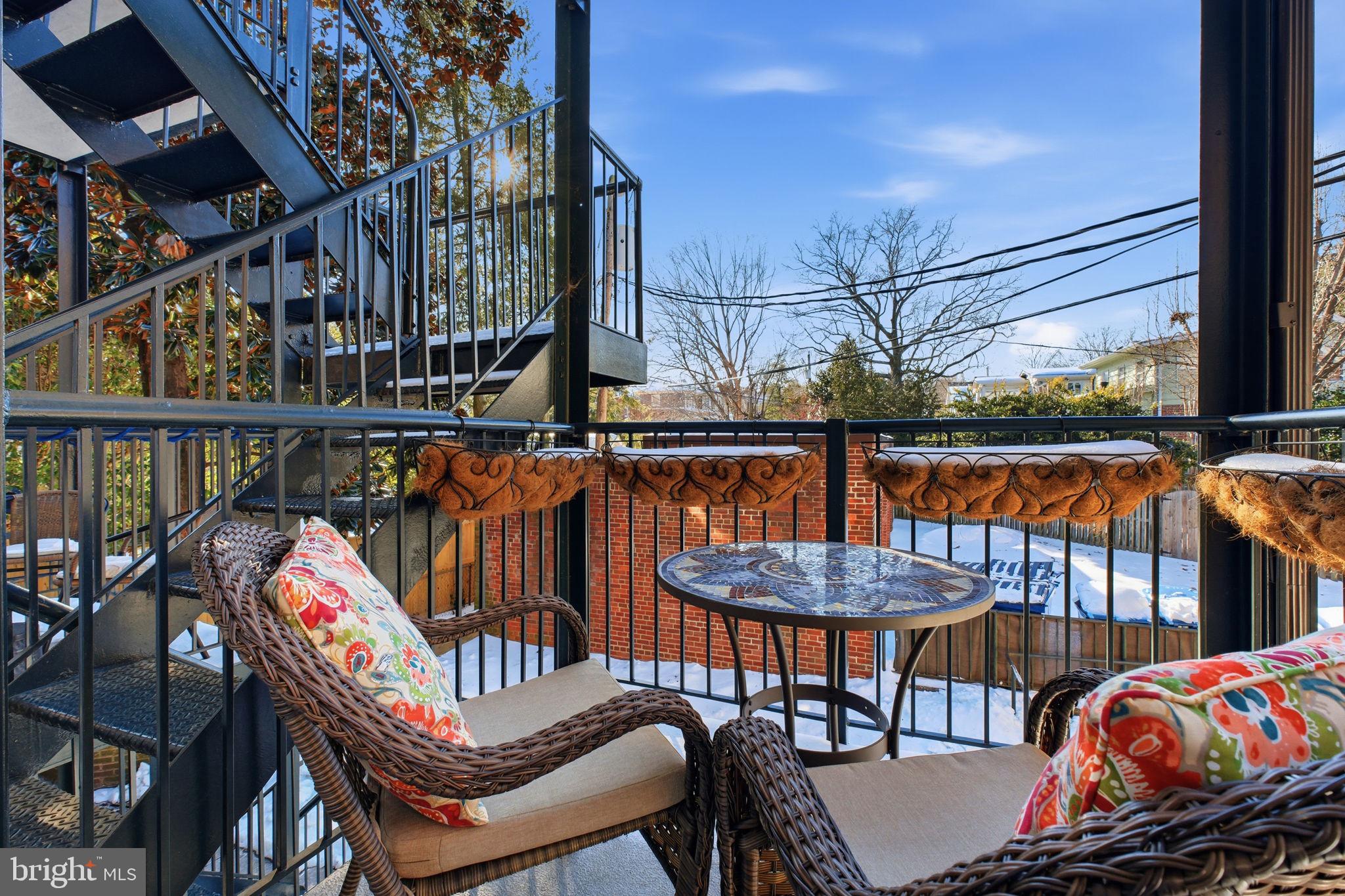 ROSEMONT - Residential