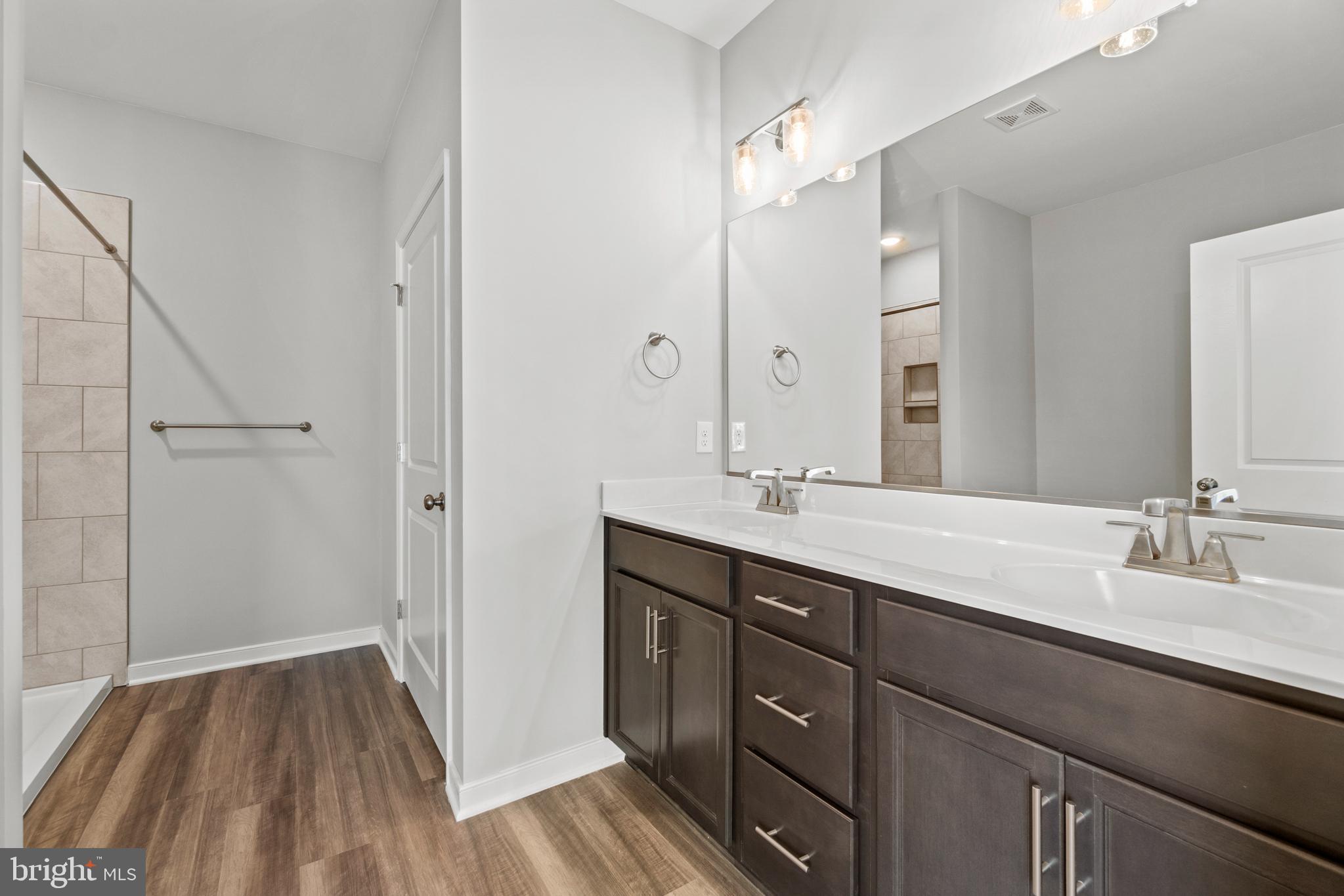 THE WATERS AT LAKE ANNA - Residential