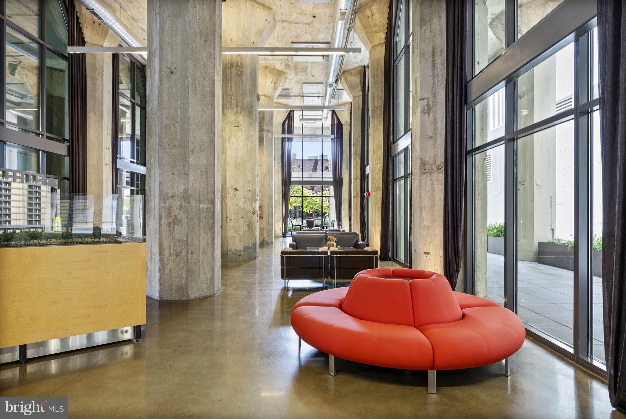 LOCUST POINT - Residential