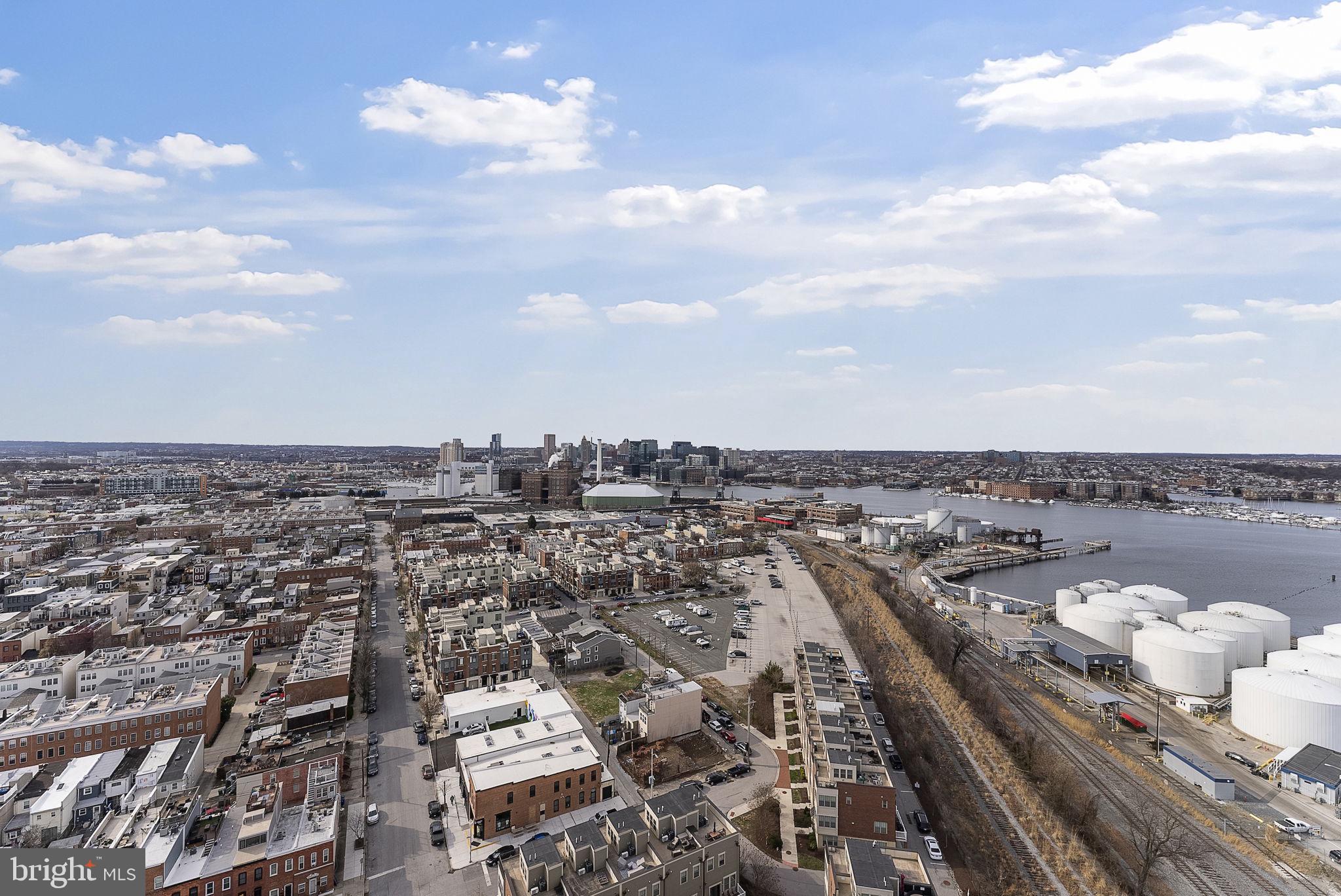 LOCUST POINT - Residential