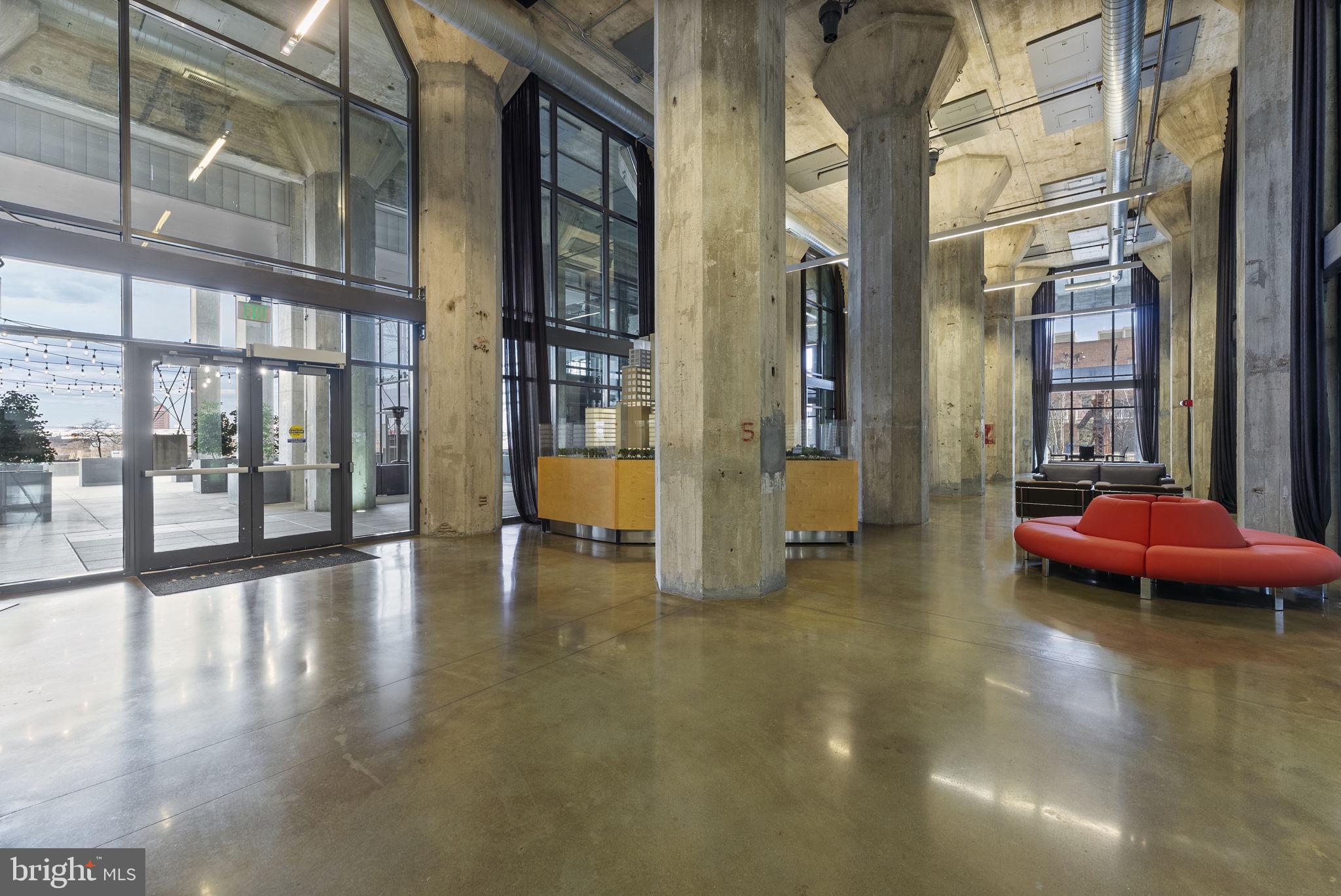 LOCUST POINT - Residential