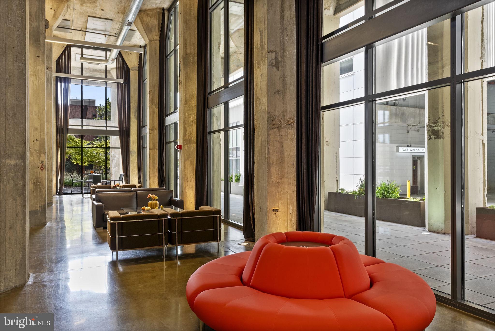 LOCUST POINT - Residential