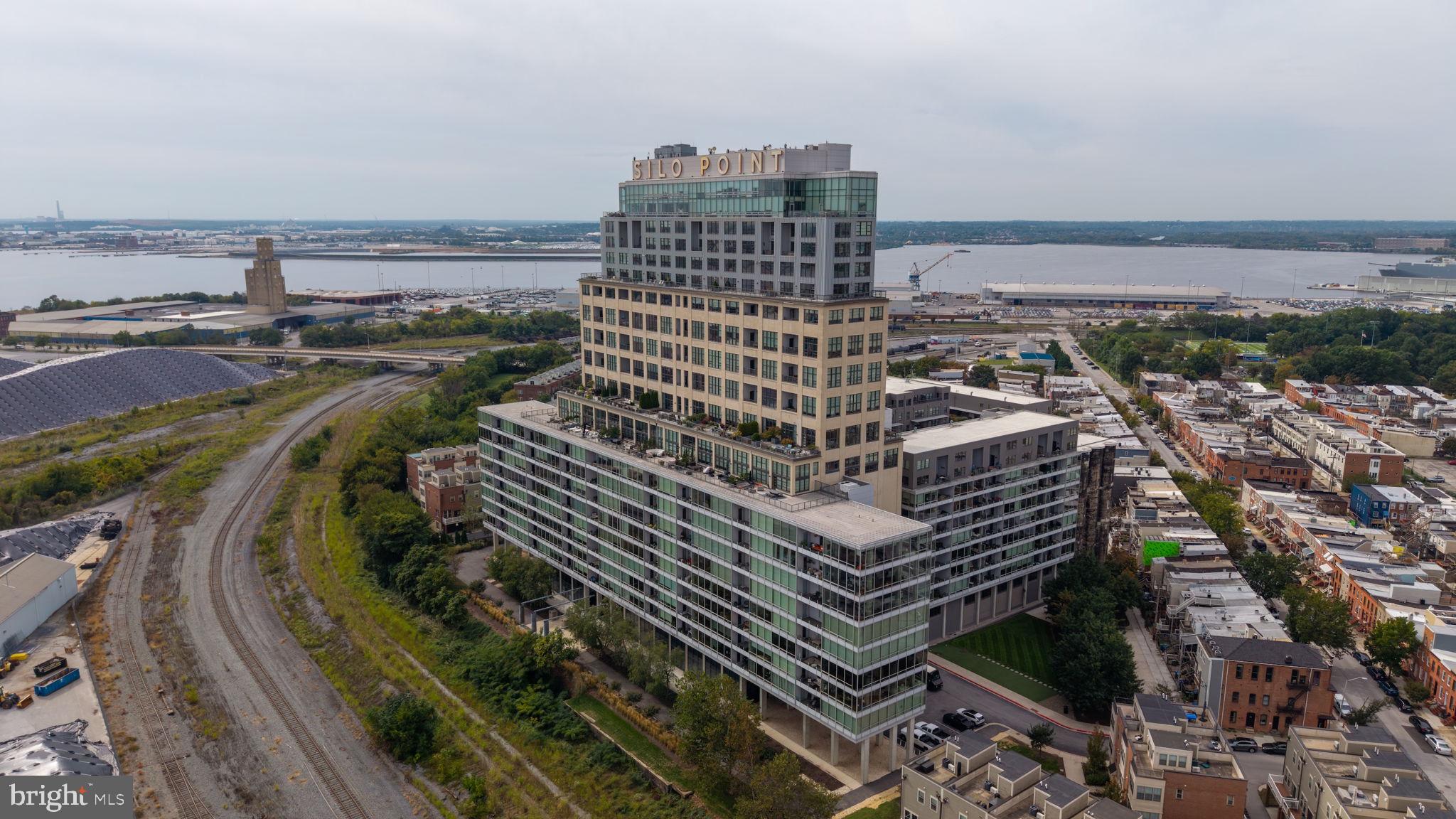 LOCUST POINT - Residential