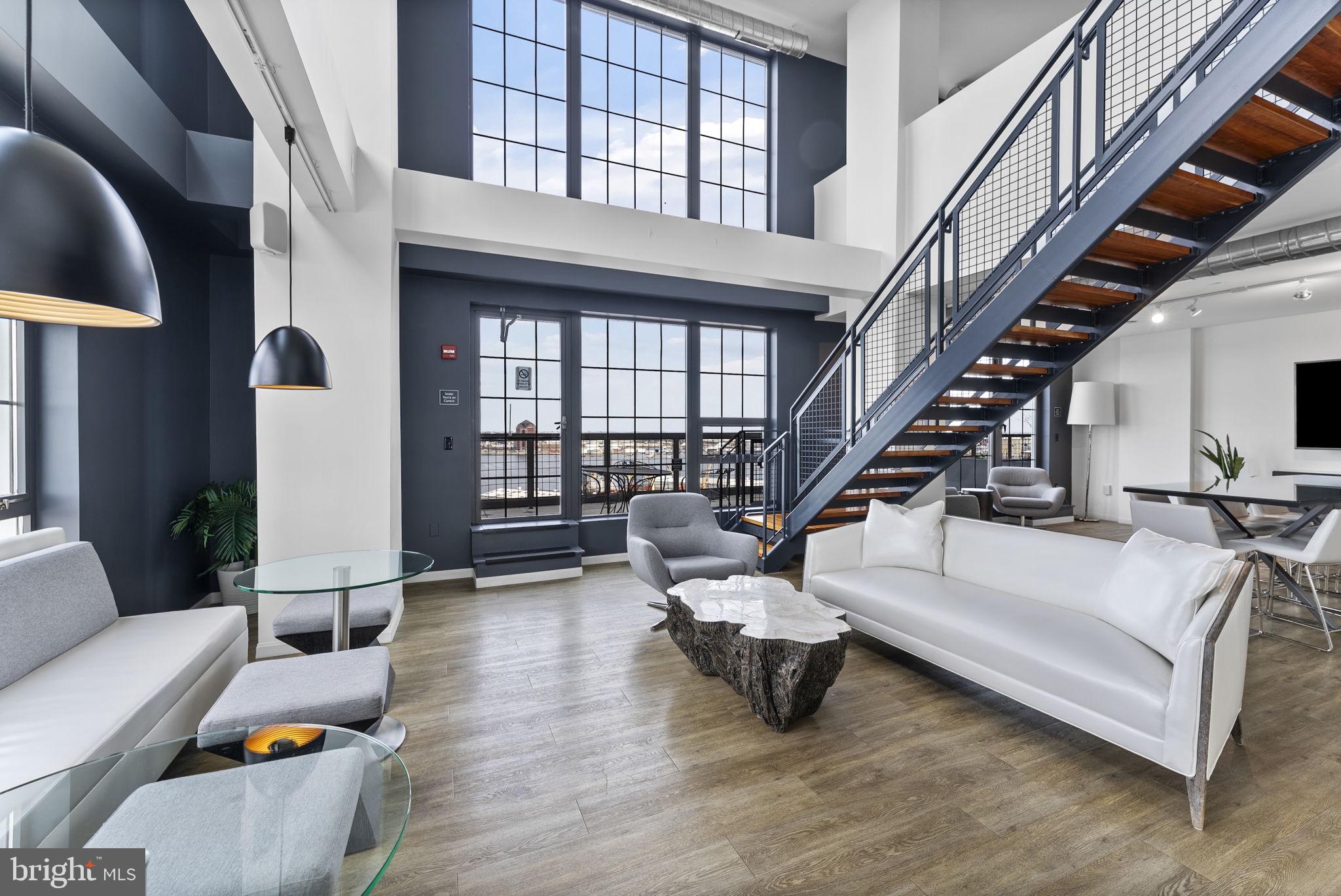 LOCUST POINT - Residential