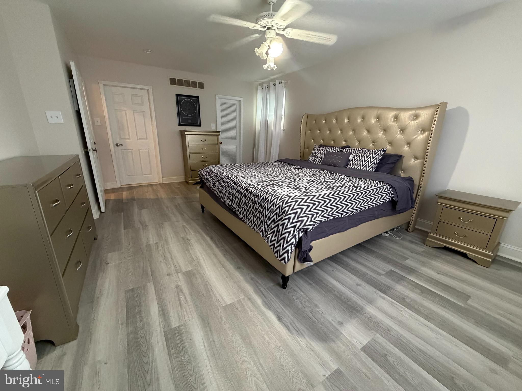 GLEN VIEW PARK - Residential