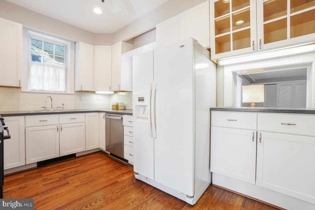 CHEVY CHASE GARDENS - Residential