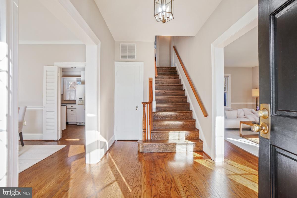 CHEVY CHASE GARDENS - Residential