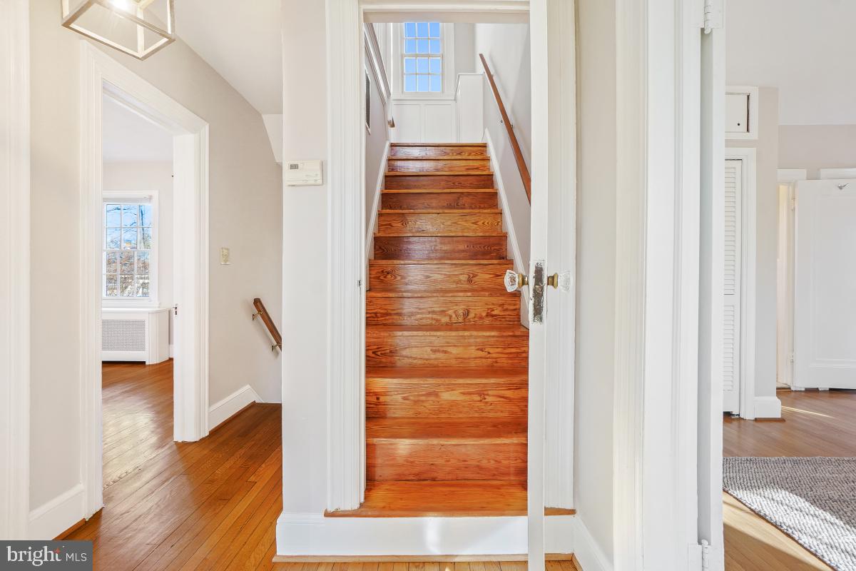 CHEVY CHASE GARDENS - Residential