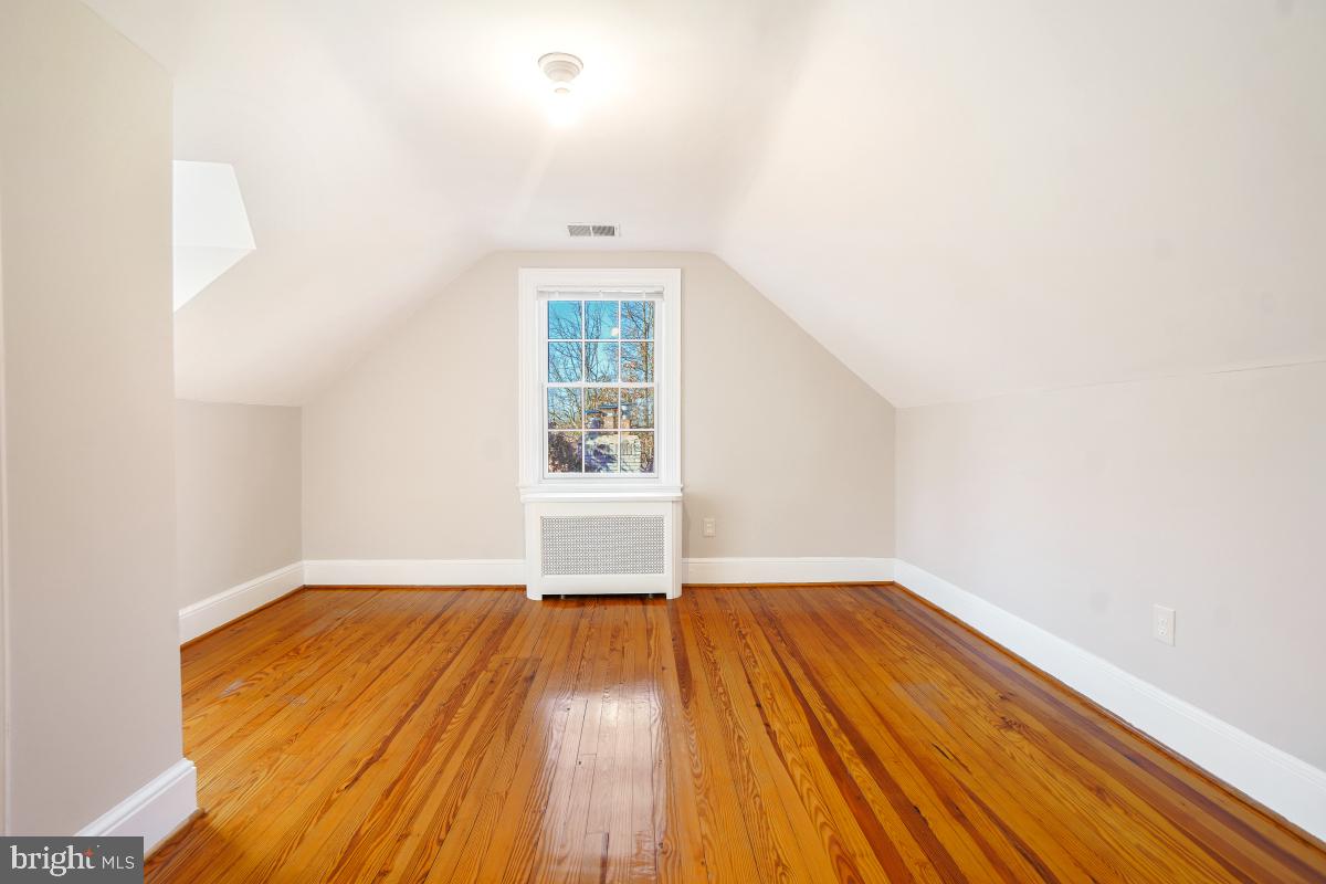 CHEVY CHASE GARDENS - Residential