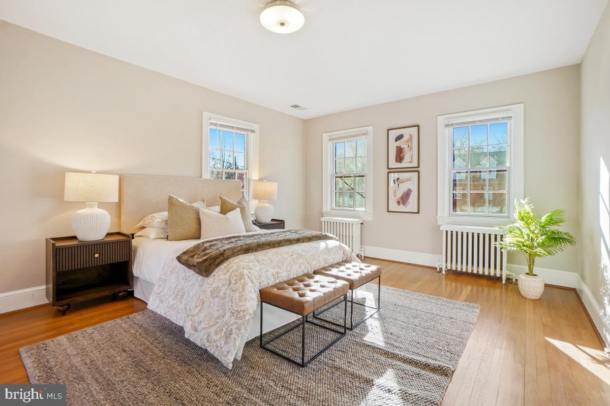 CHEVY CHASE GARDENS - Residential