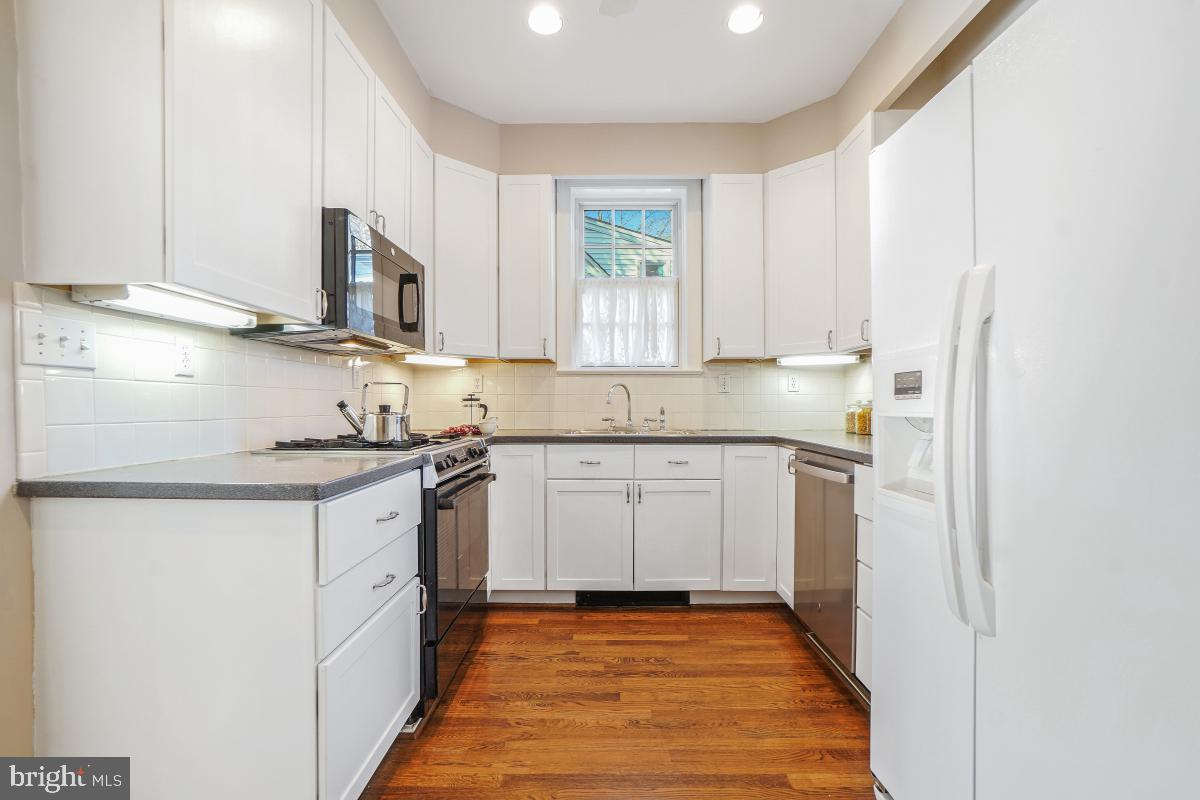 CHEVY CHASE GARDENS - Residential