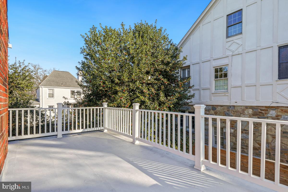 CHEVY CHASE GARDENS - Residential