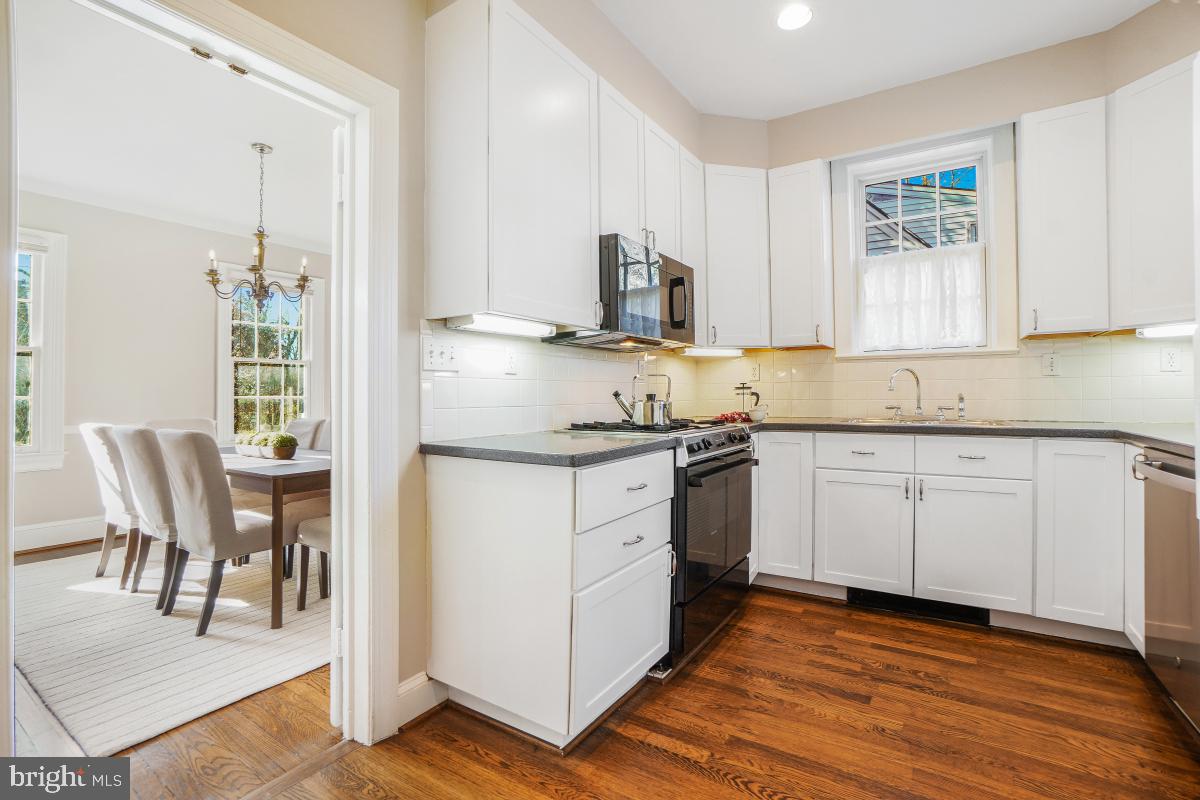 CHEVY CHASE GARDENS - Residential