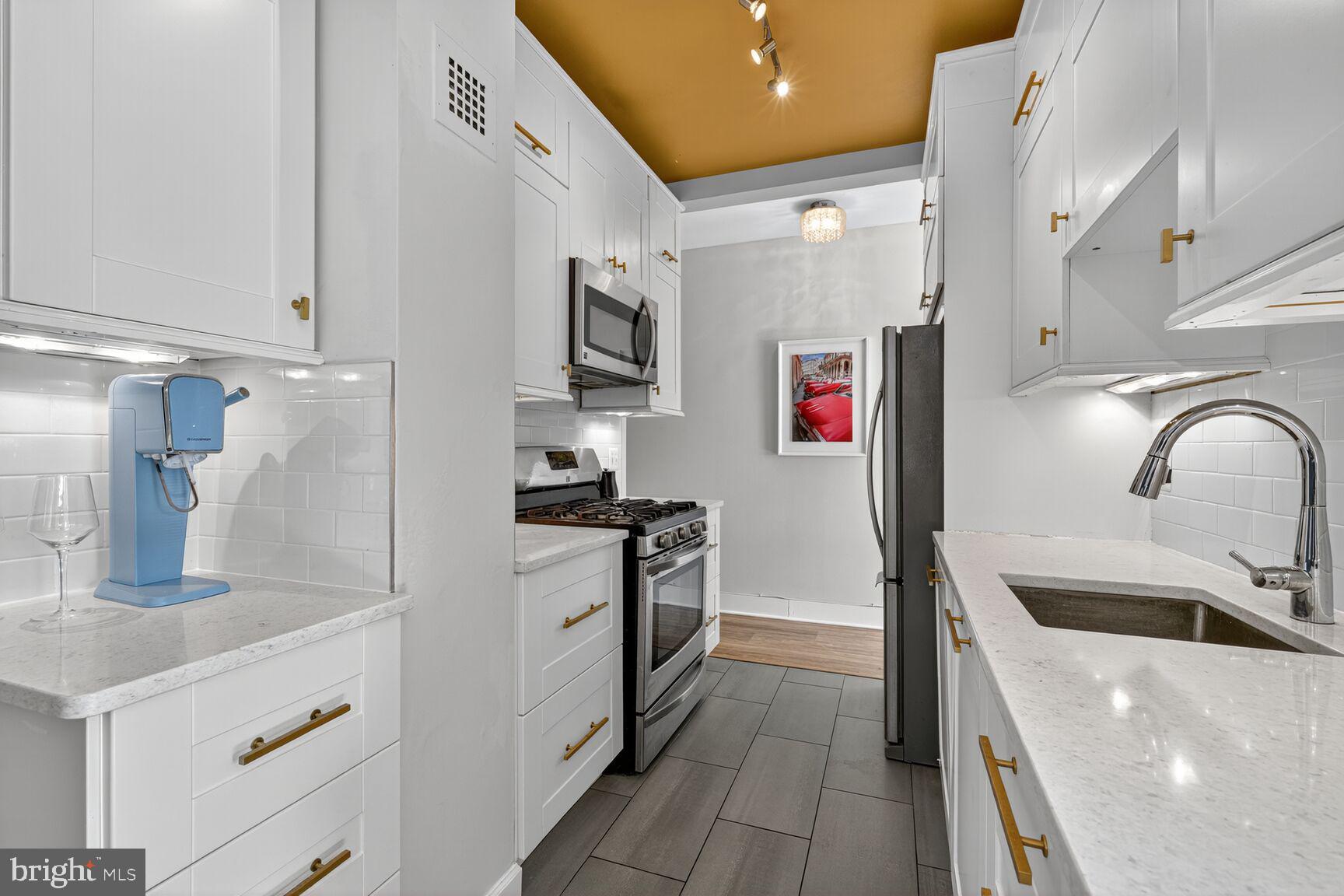 4000 TUNLAW ROAD NW 116